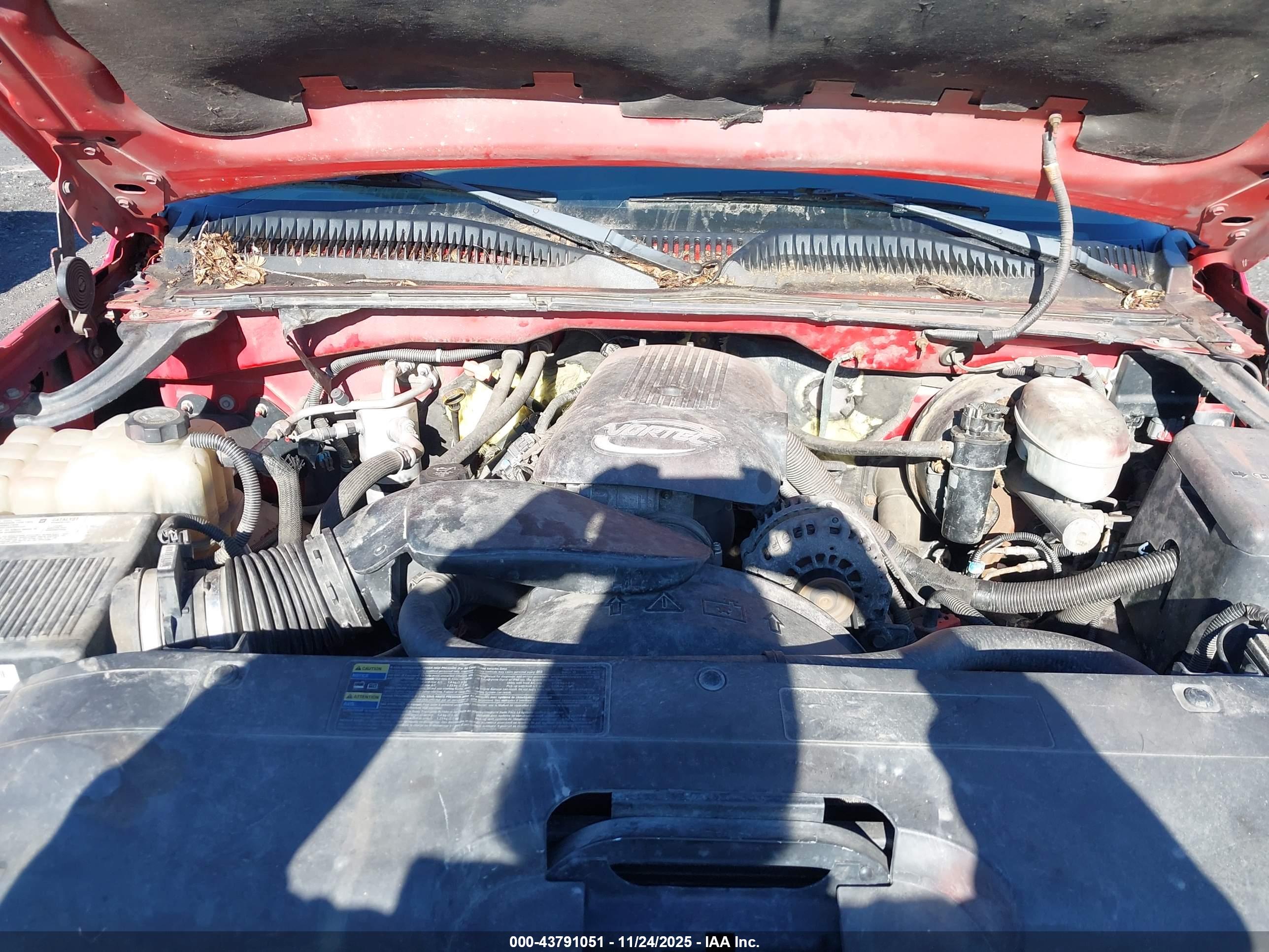 CHEVROLET SILVERADO image 10