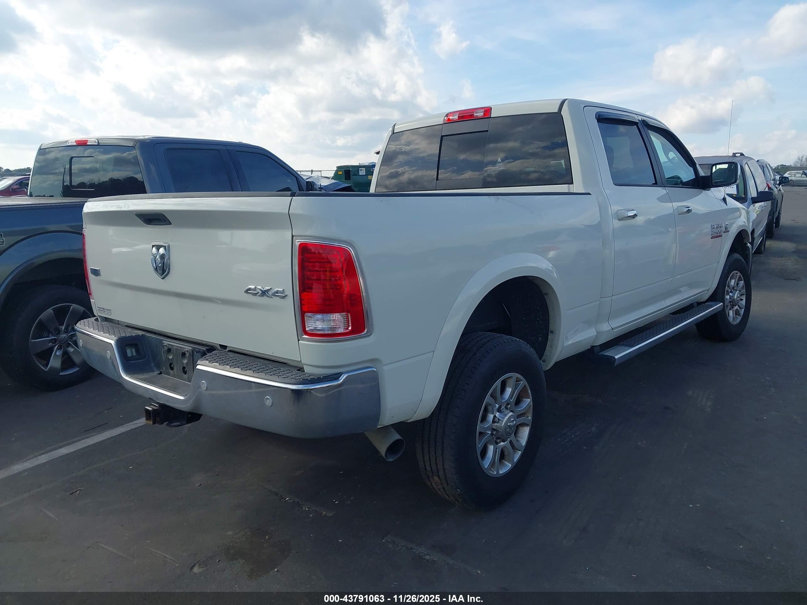 RAM 2500 image 4