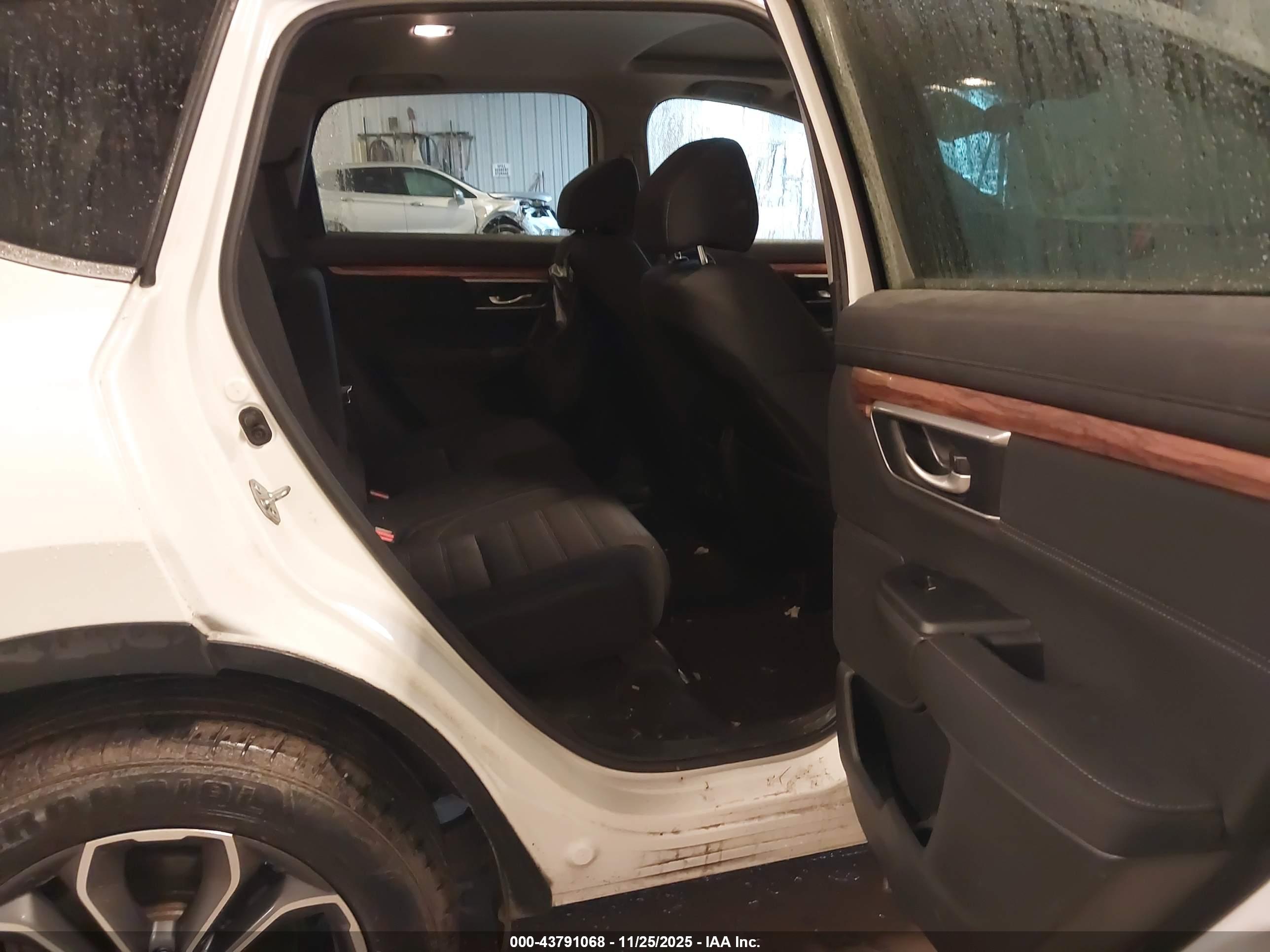 HONDA CR-V image 8