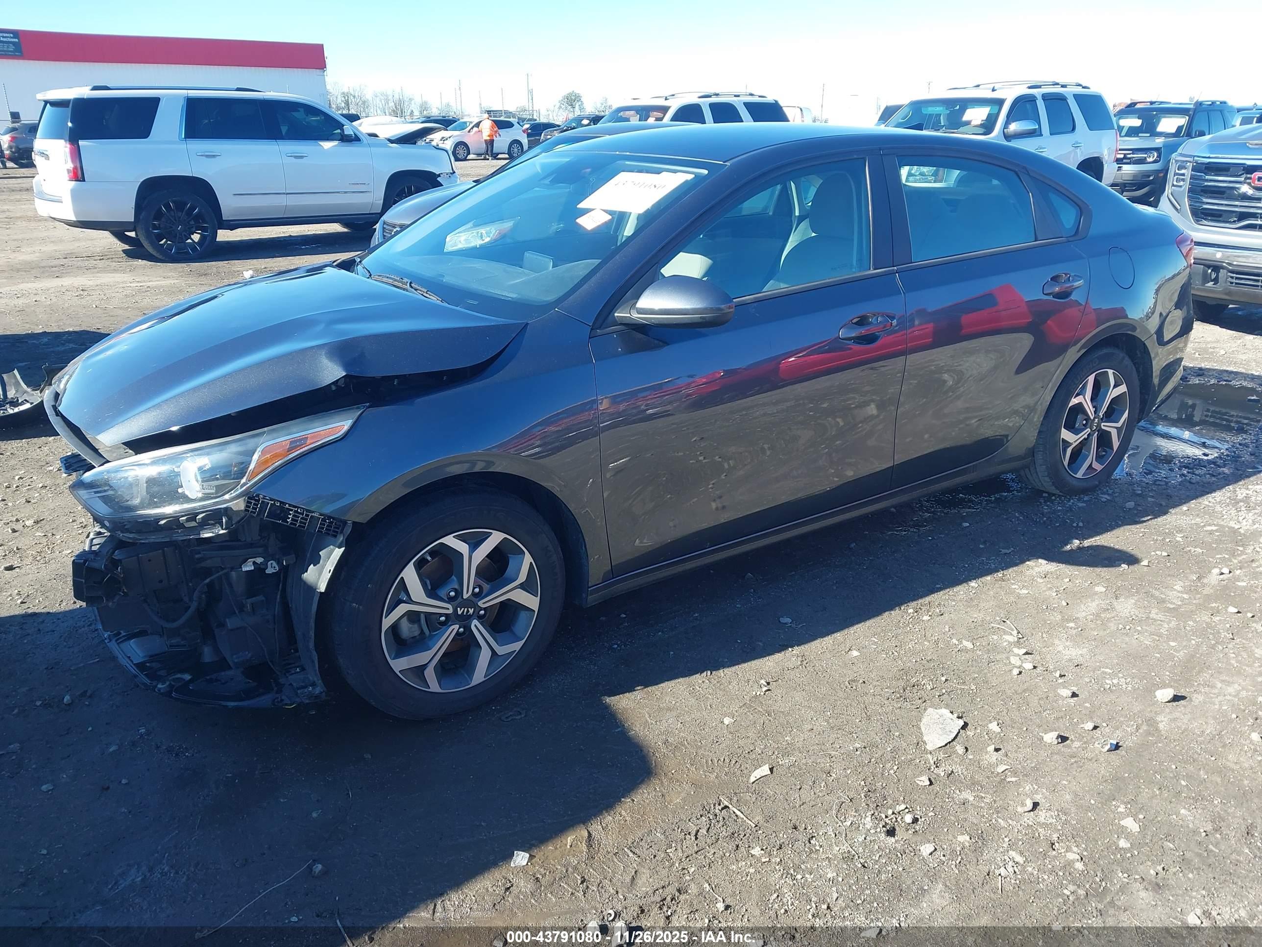 KIA FORTE image 2