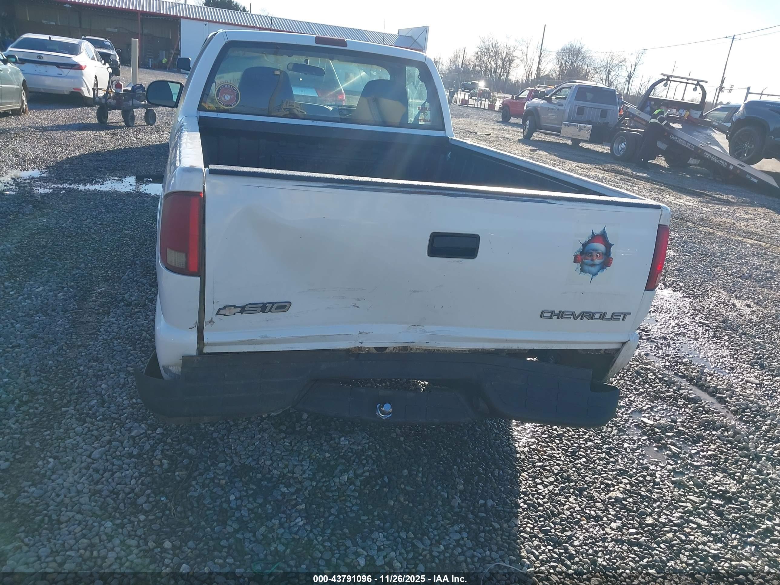 CHEVROLET S-10 image 6