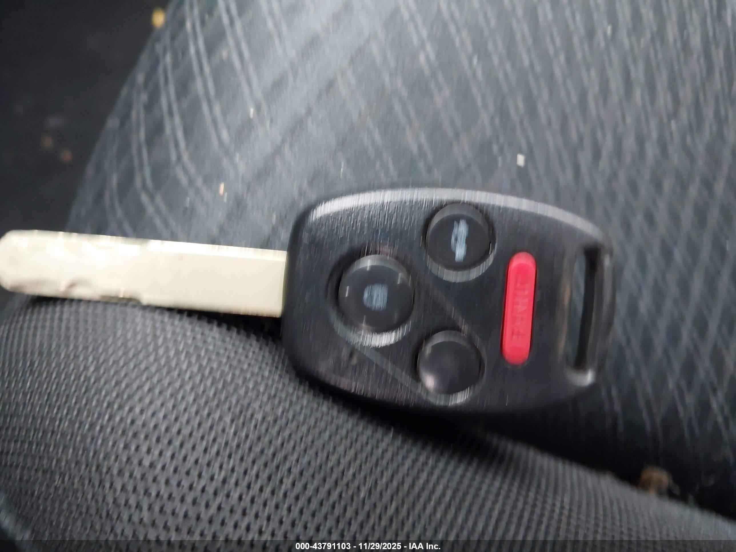 HONDA CIVIC image 11