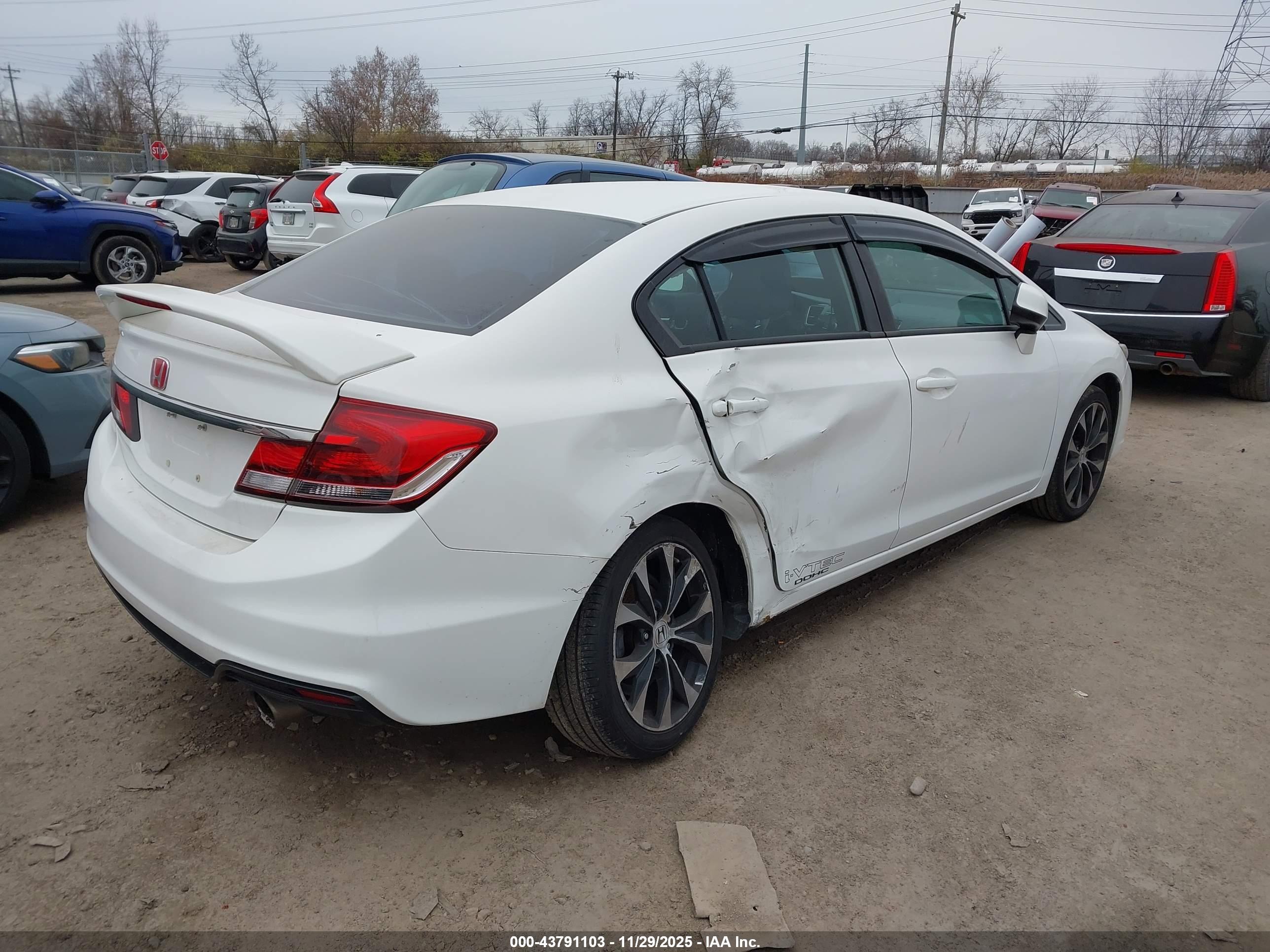 HONDA CIVIC image 4