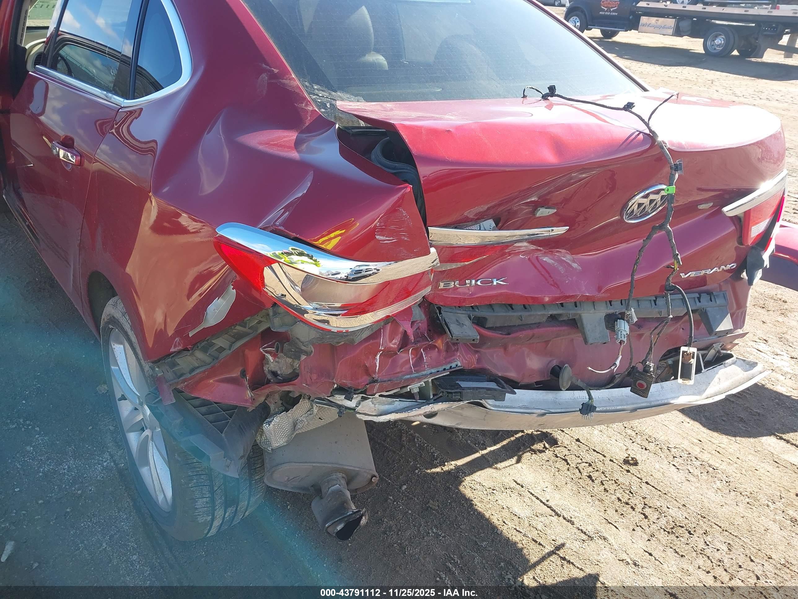 BUICK VERANO image 6