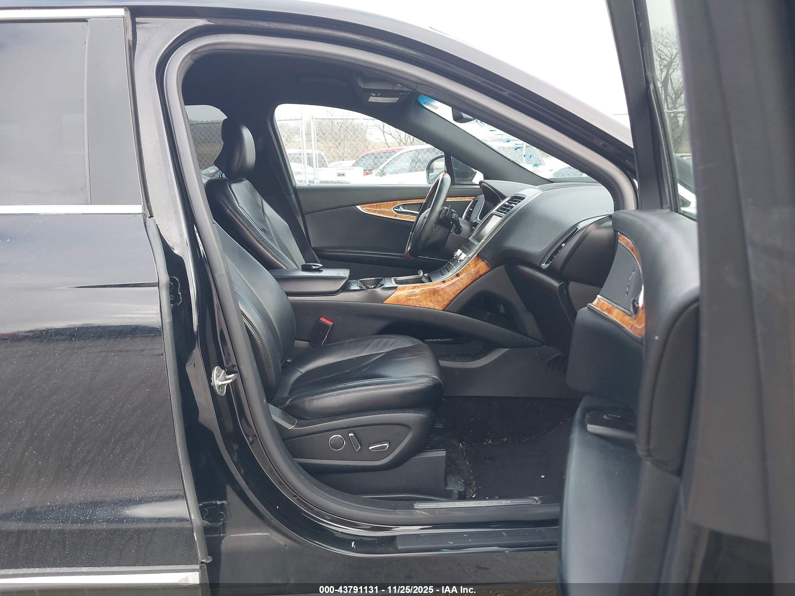 LINCOLN MKX image 5