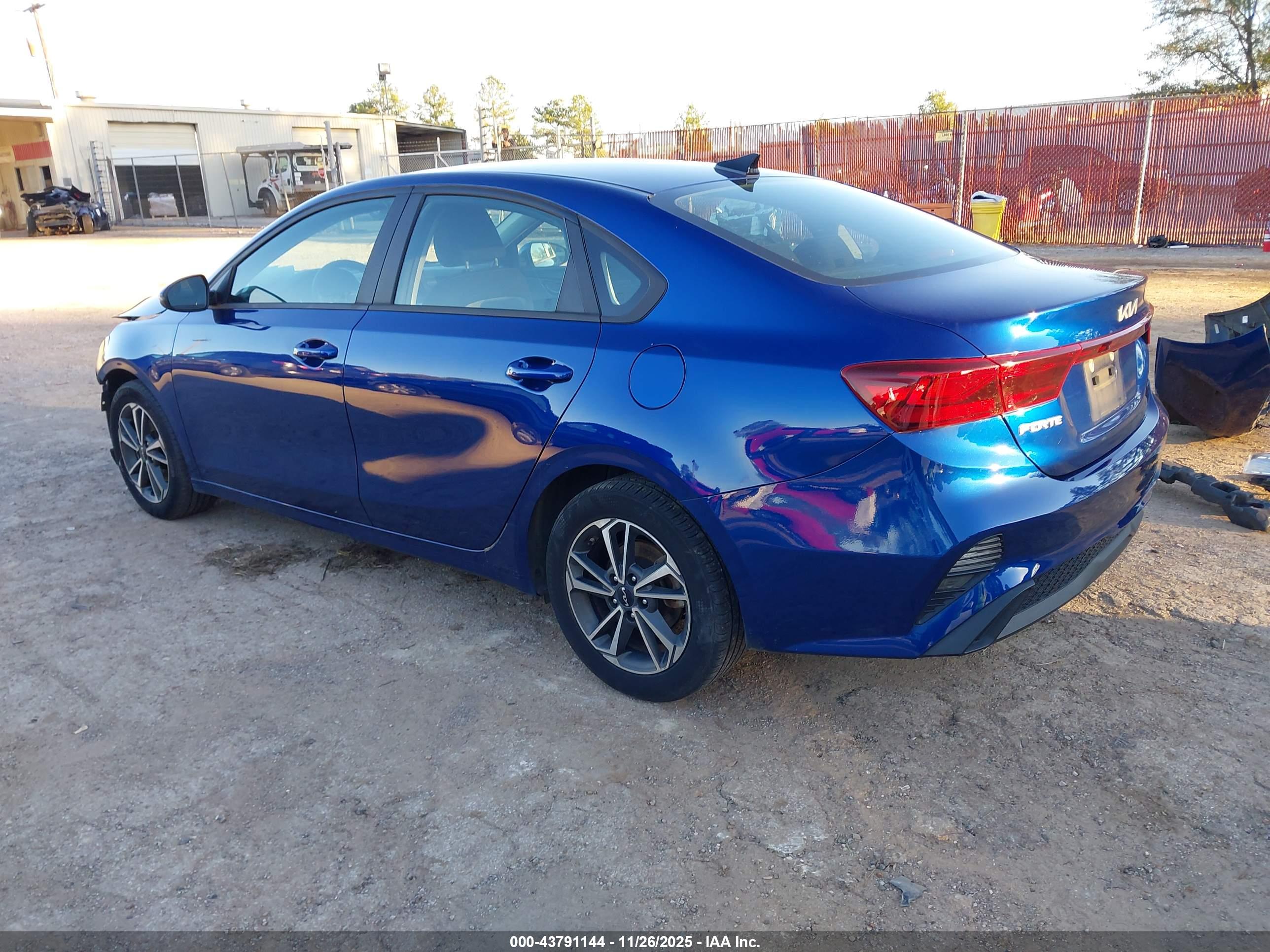 KIA FORTE image 3