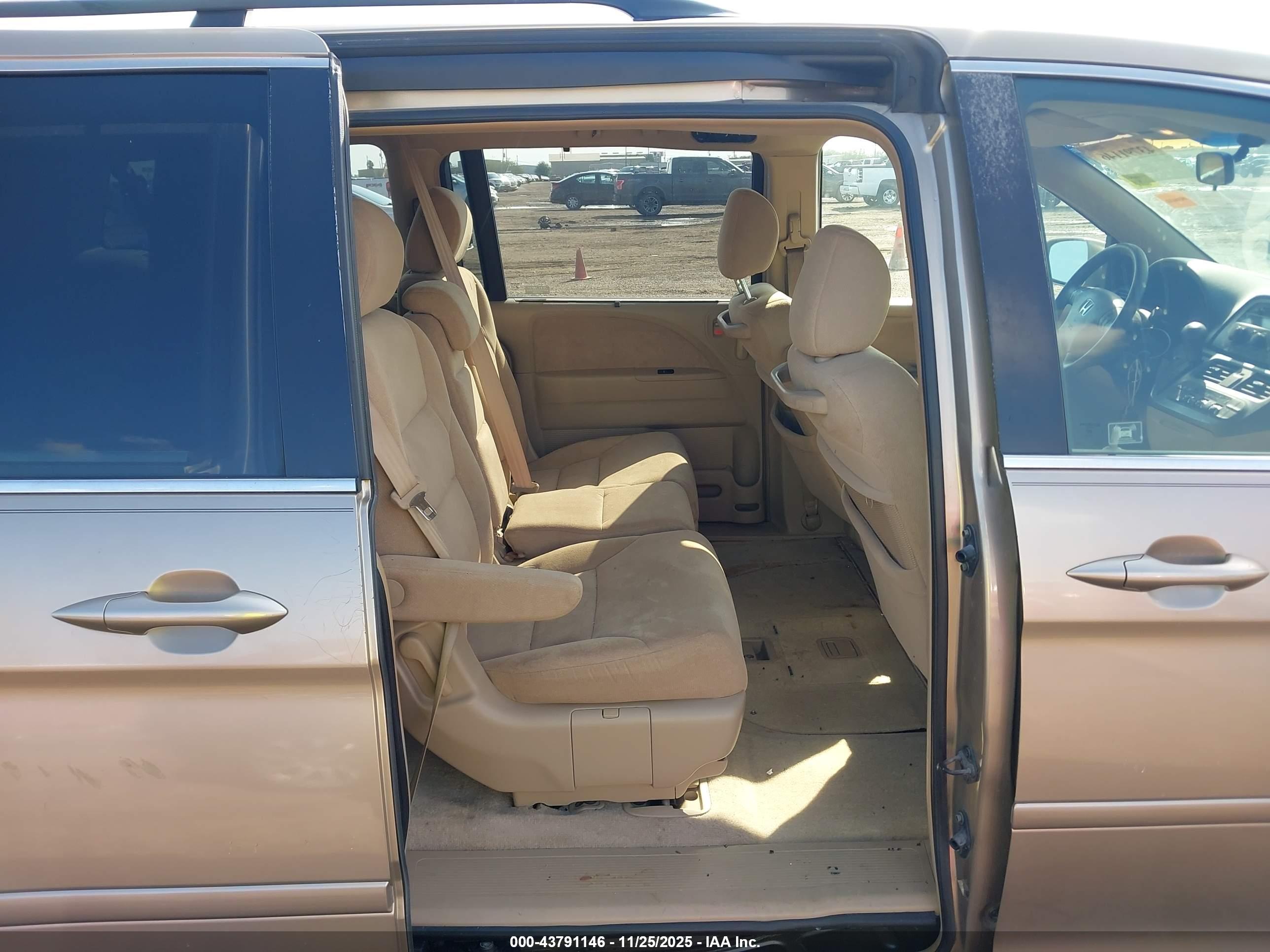 HONDA ODYSSEY image 8