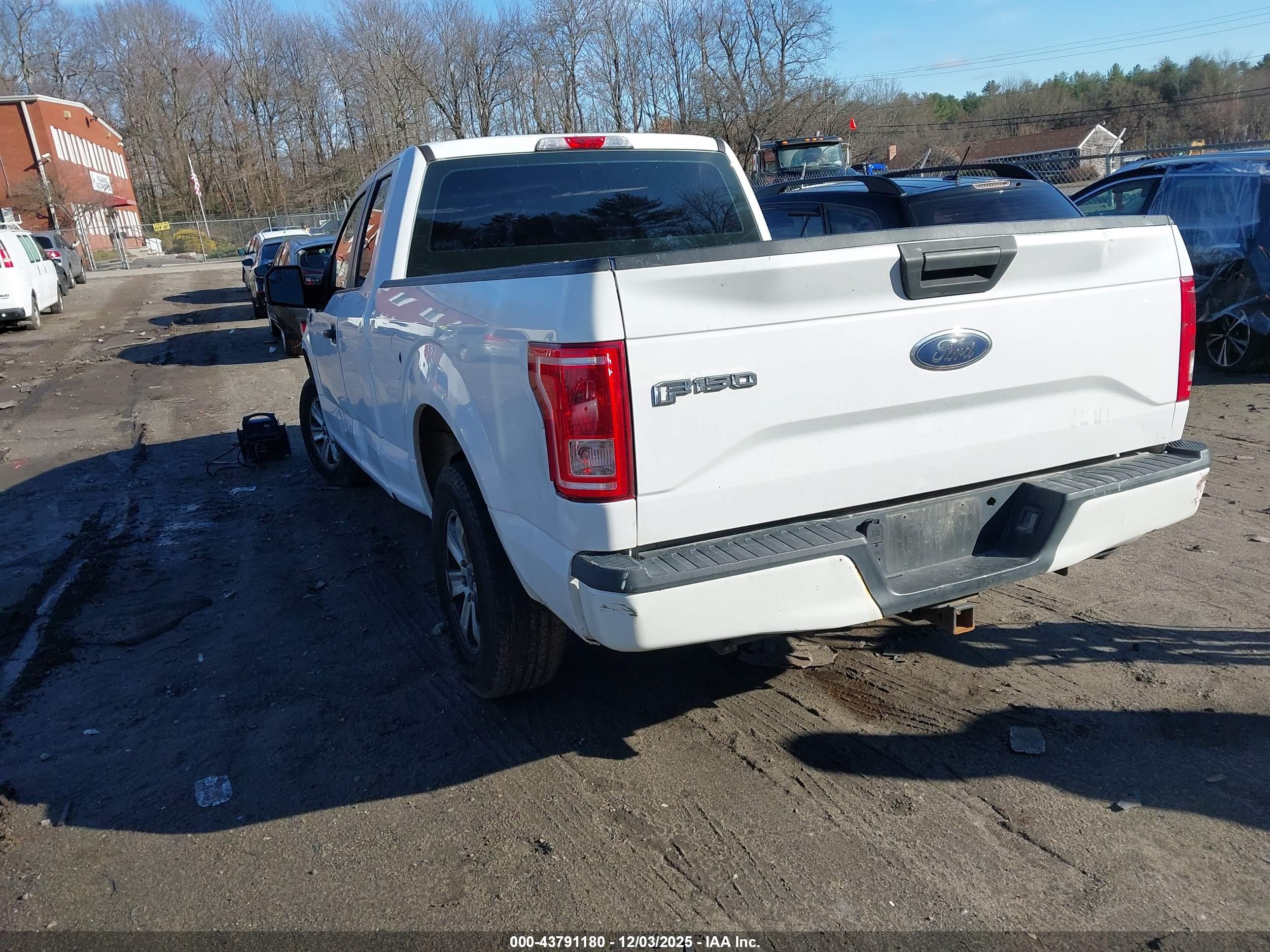 FORD F-150 image 3