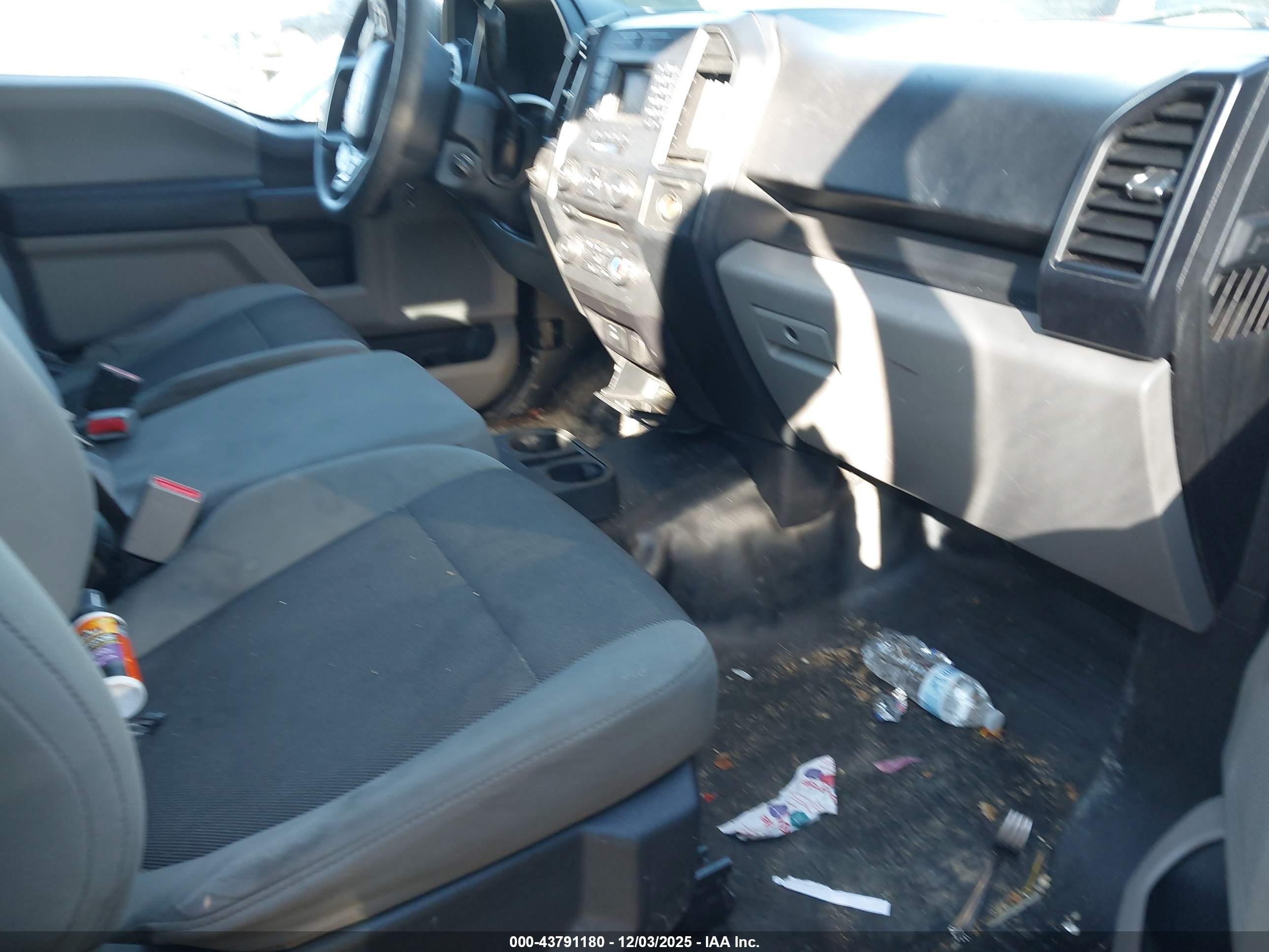 FORD F-150 image 8