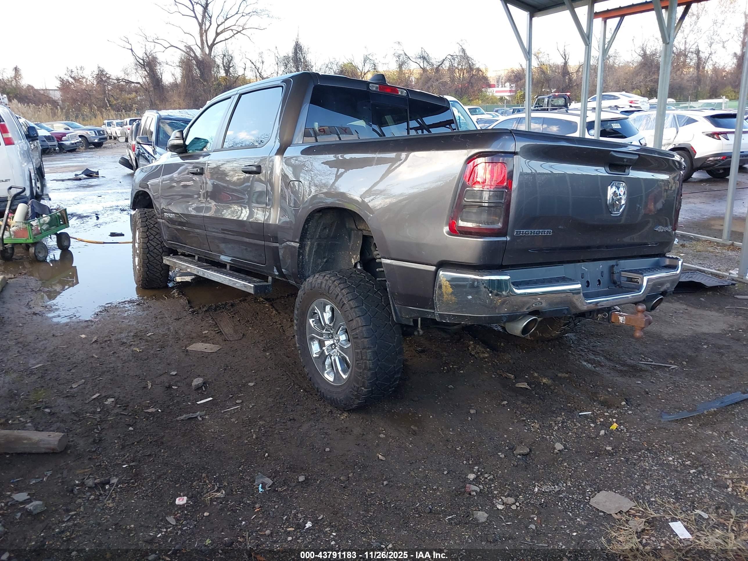 RAM 1500 image 3