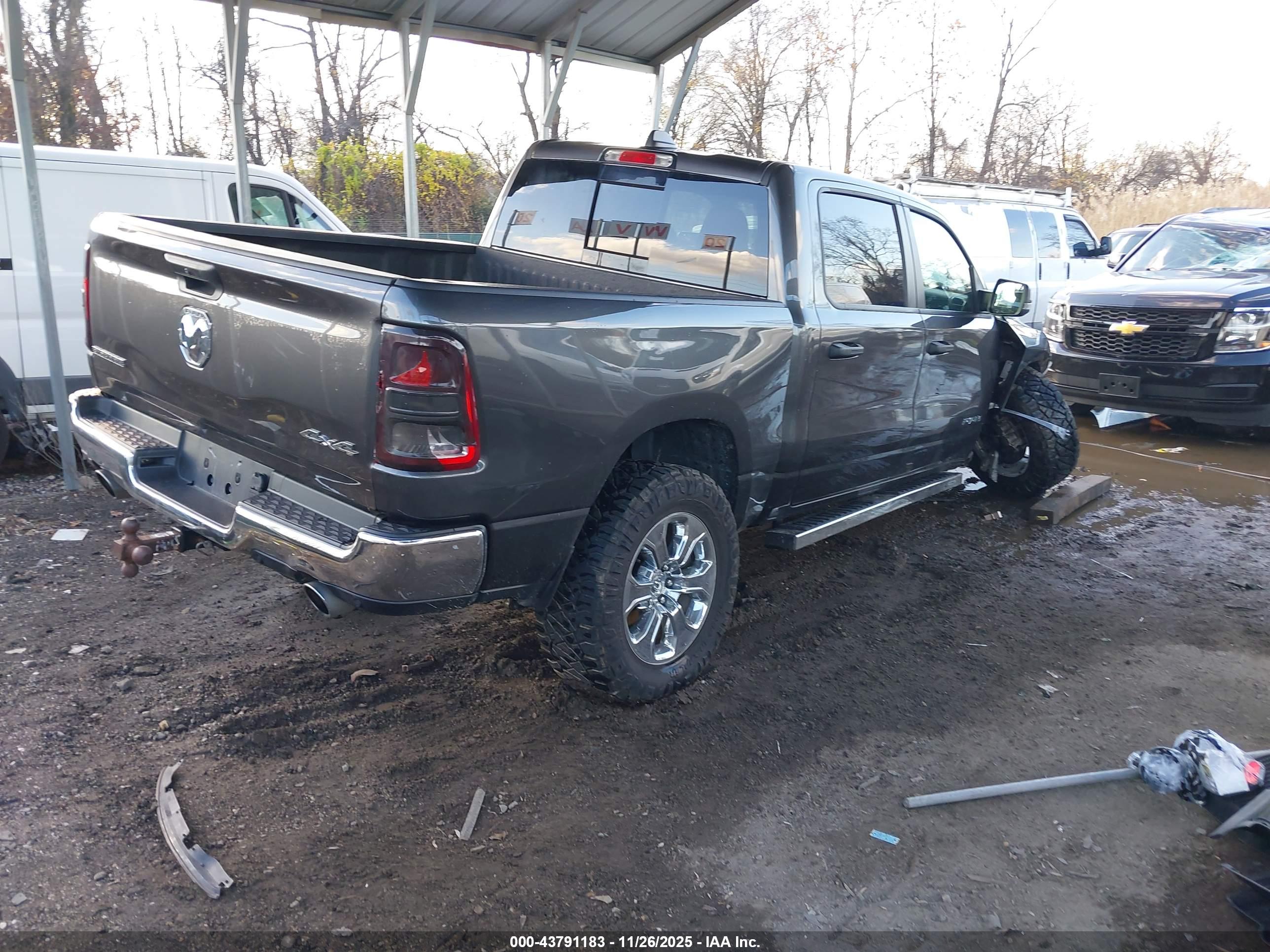 RAM 1500 image 4