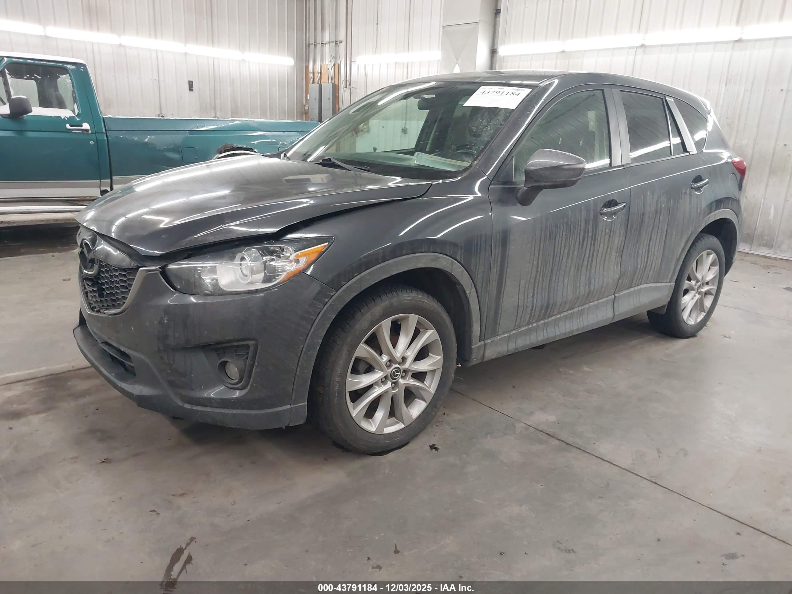MAZDA CX-5 image 2