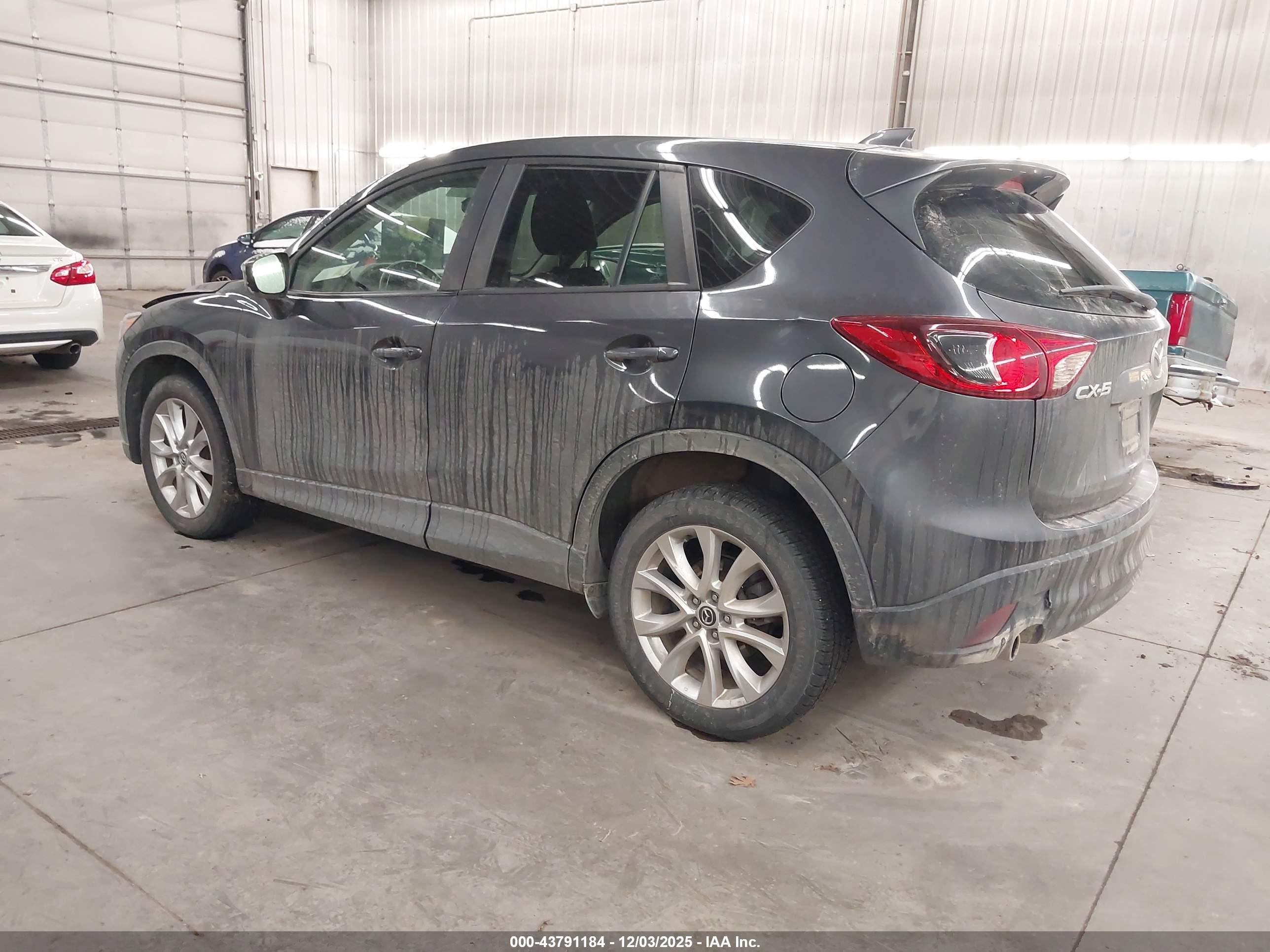 MAZDA CX-5 image 3