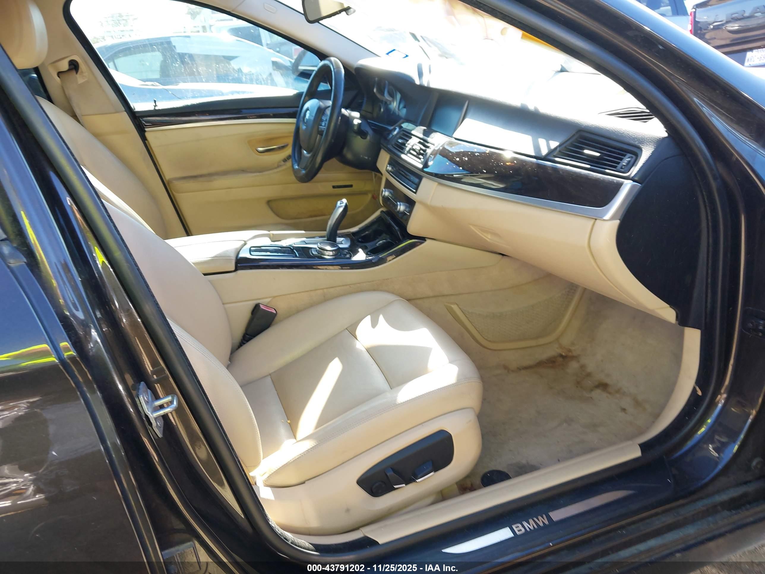 BMW 528I image 5