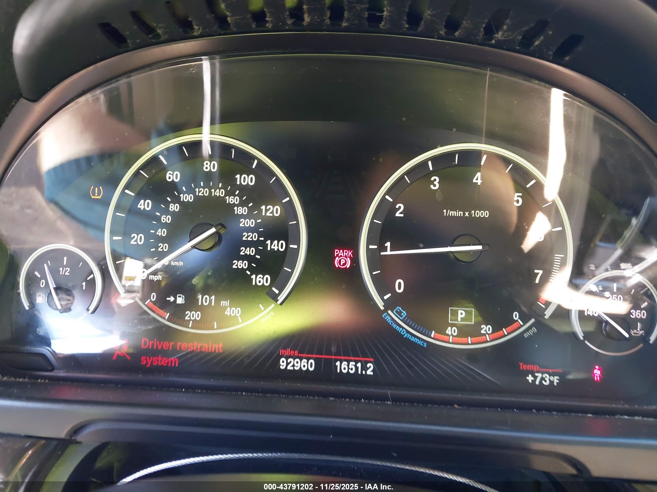 BMW 528I image 7