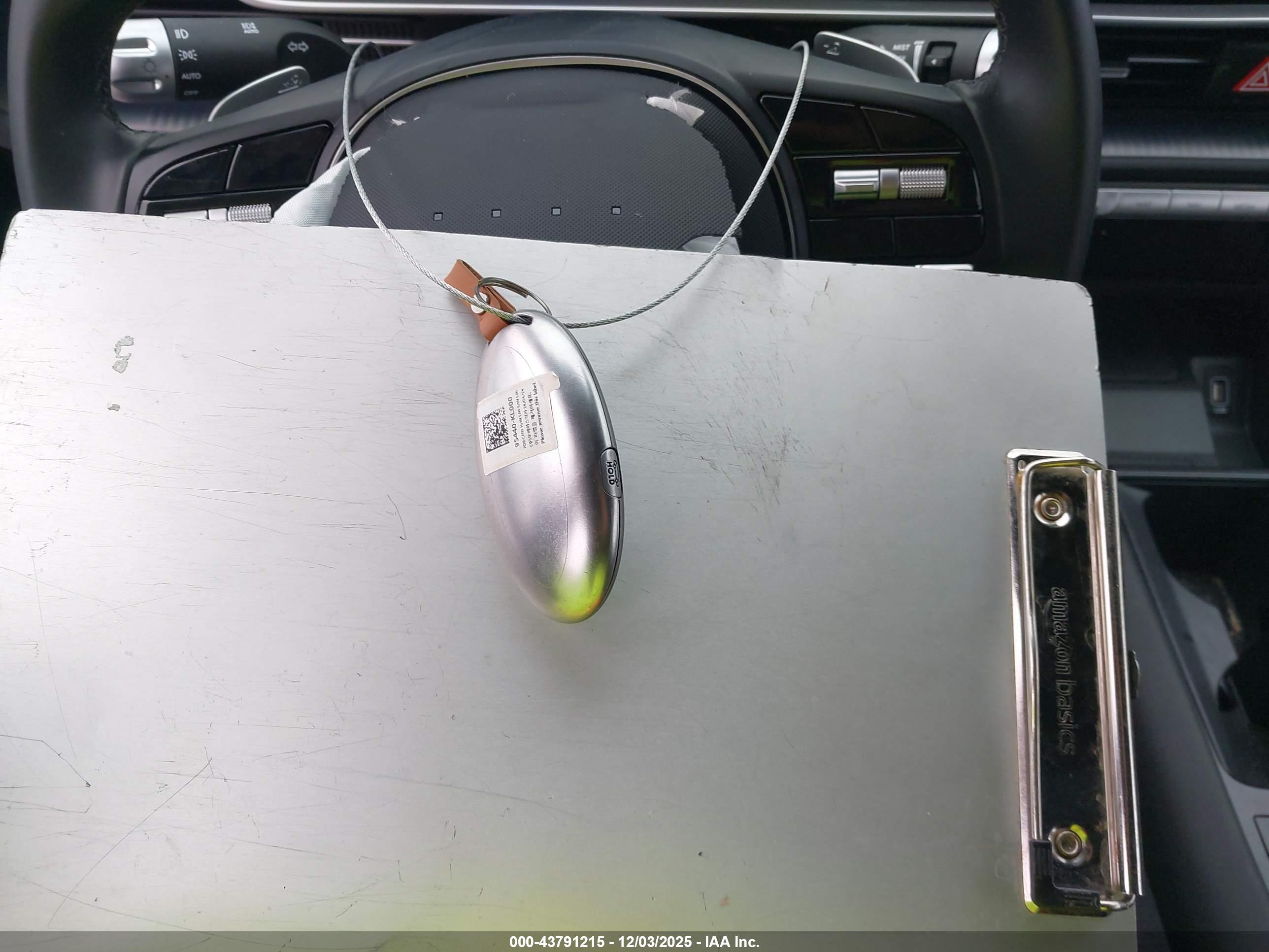 HYUNDAI IONIQ image 11