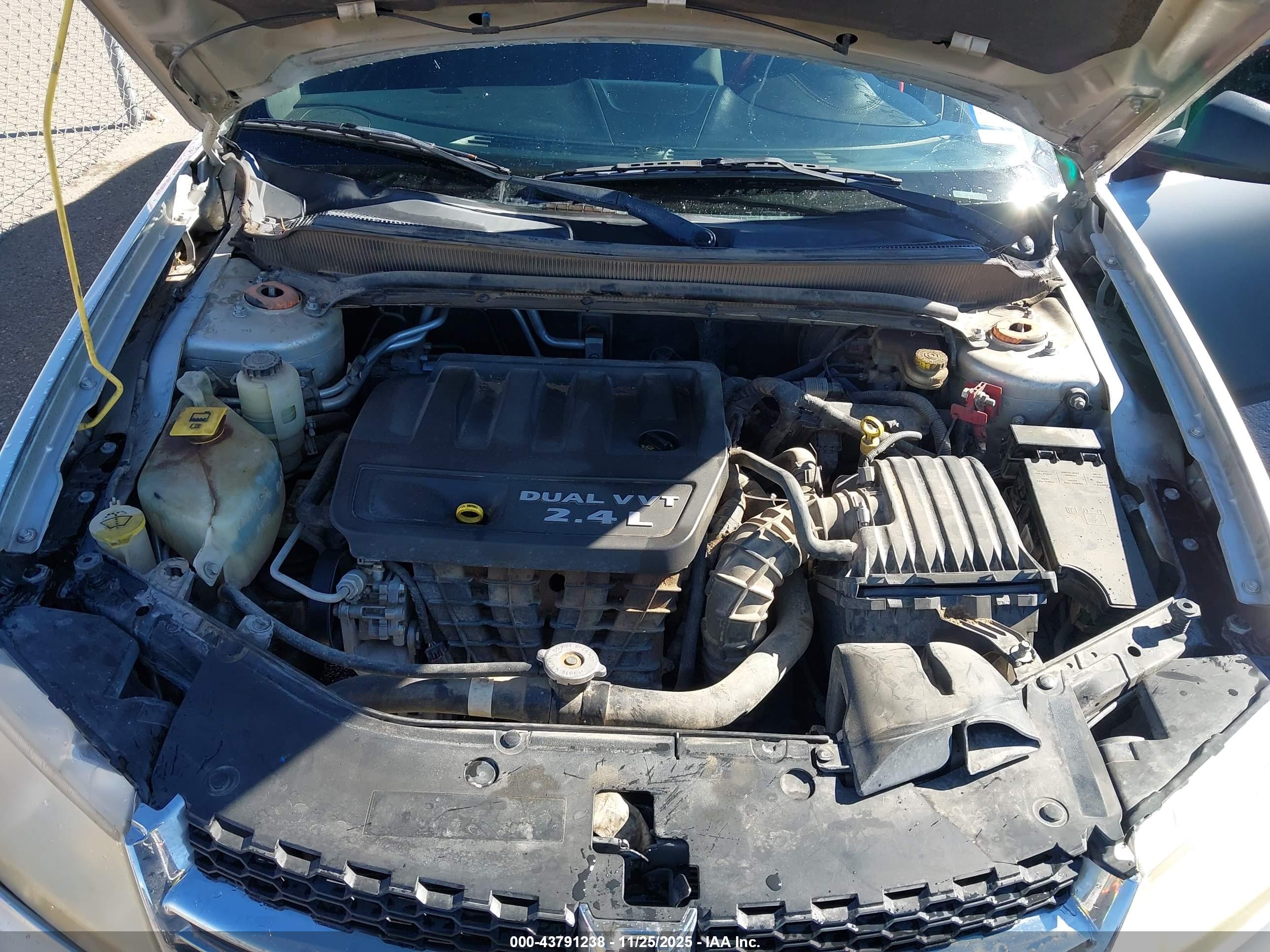 DODGE AVENGER image 10