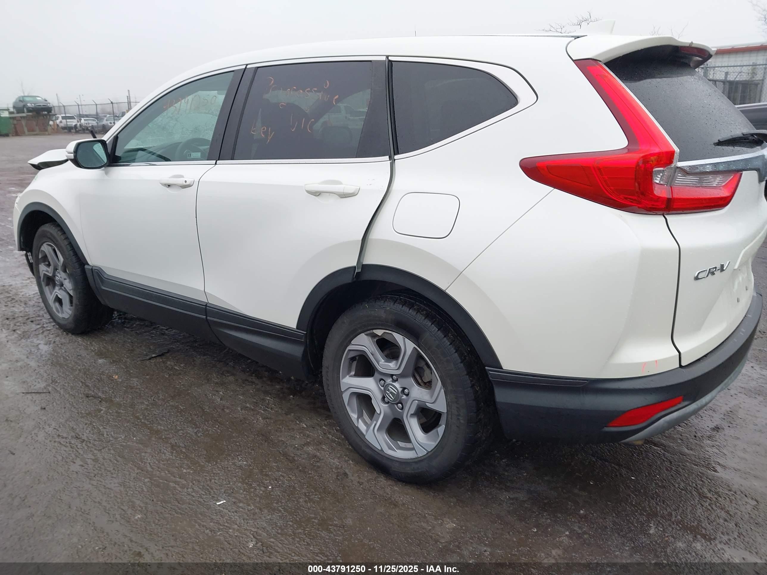 HONDA CR-V image 3