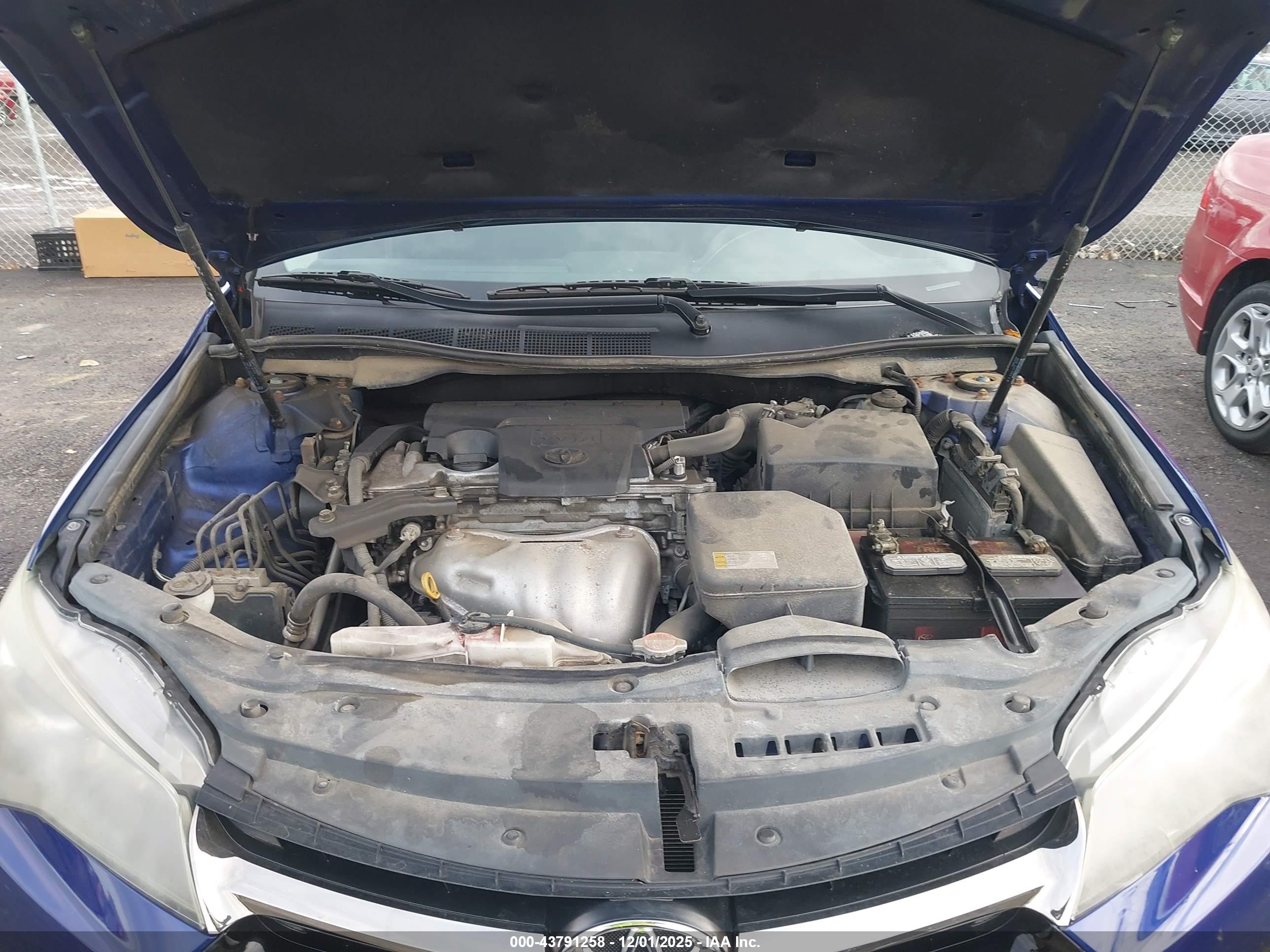 TOYOTA CAMRY image 10