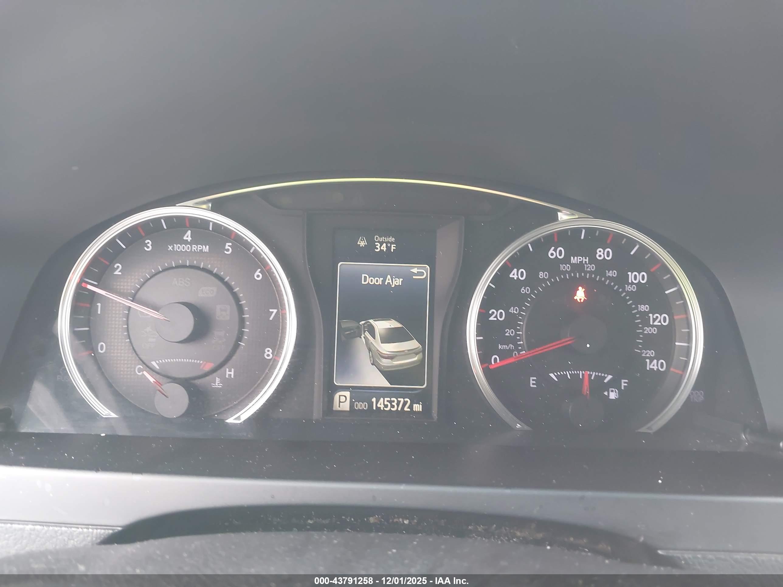 TOYOTA CAMRY image 7