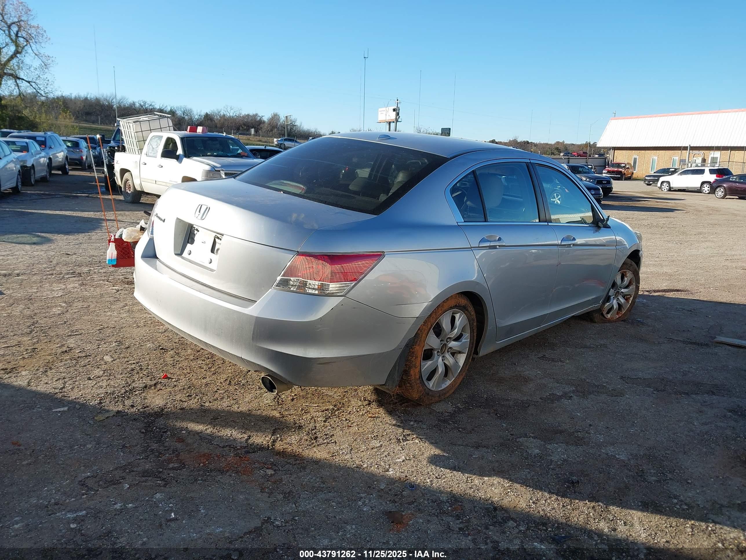 HONDA ACCORD image 4
