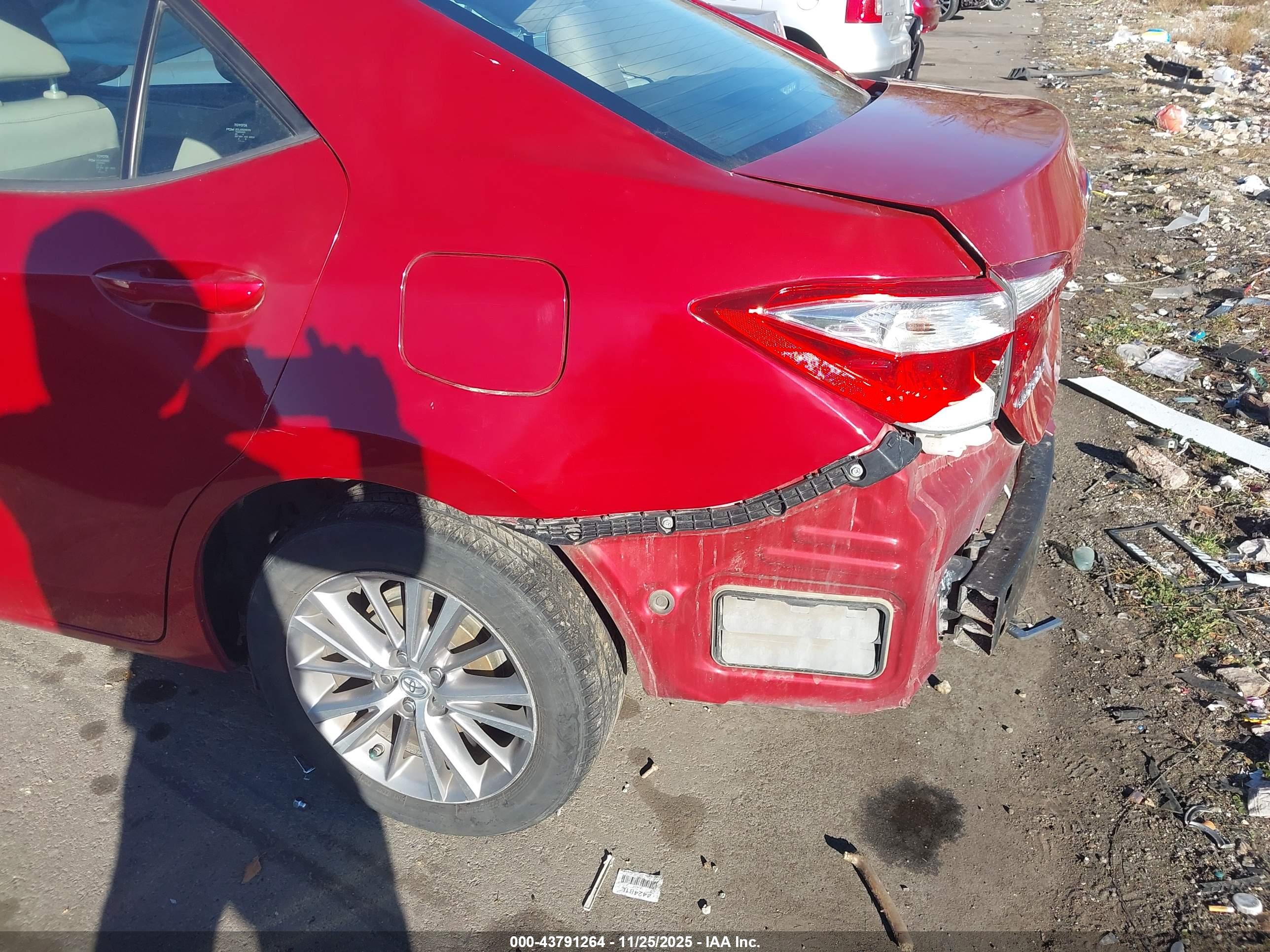 TOYOTA COROLLA image 6