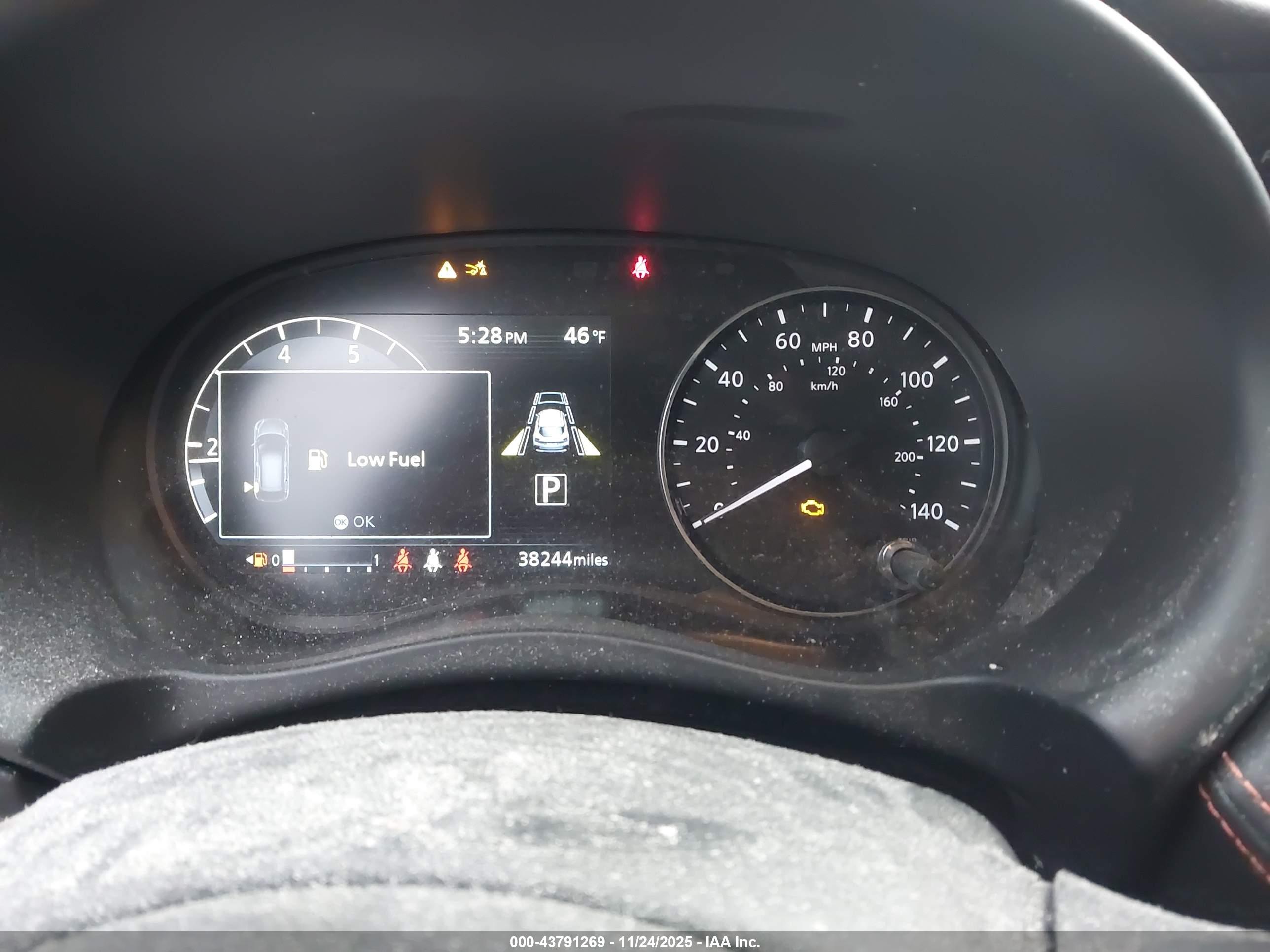 NISSAN KICKS image 7