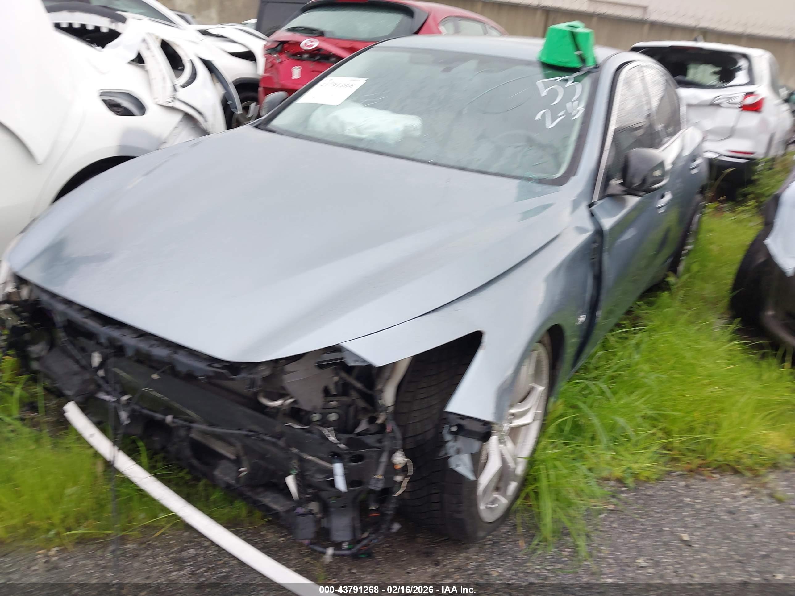 INFINITI Q50 image 2