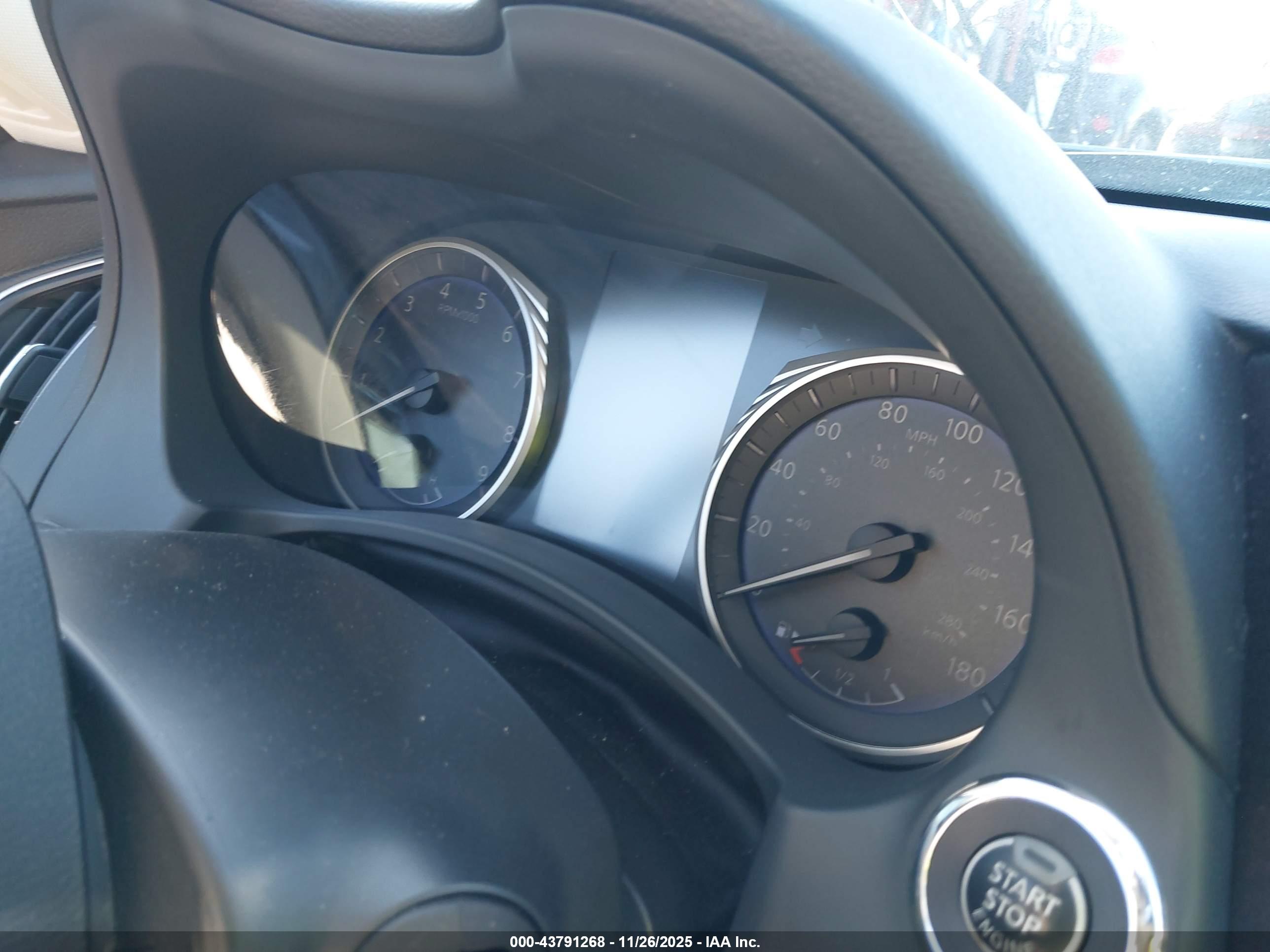 INFINITI Q50 image 7