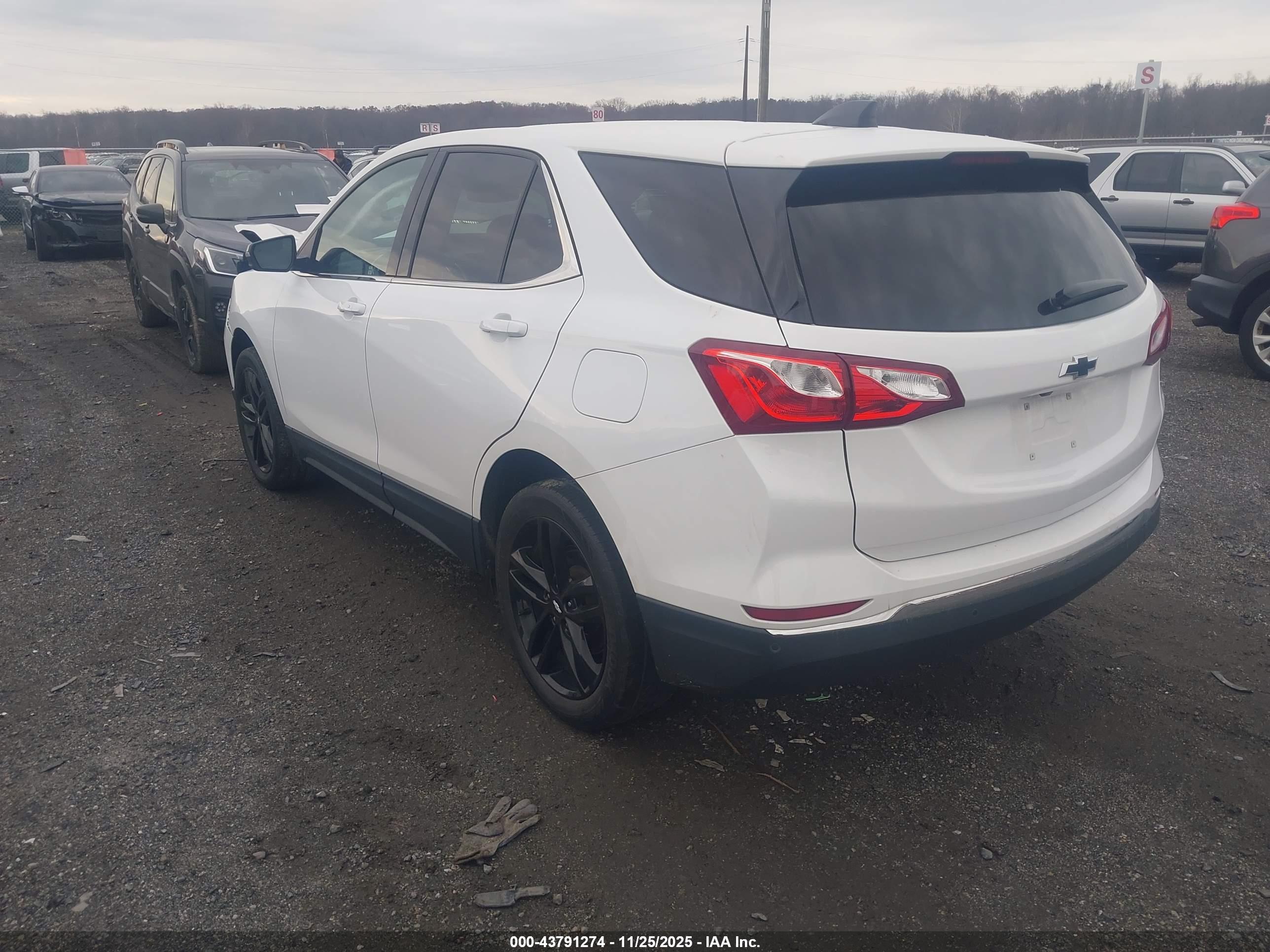 CHEVROLET EQUINOX image 3