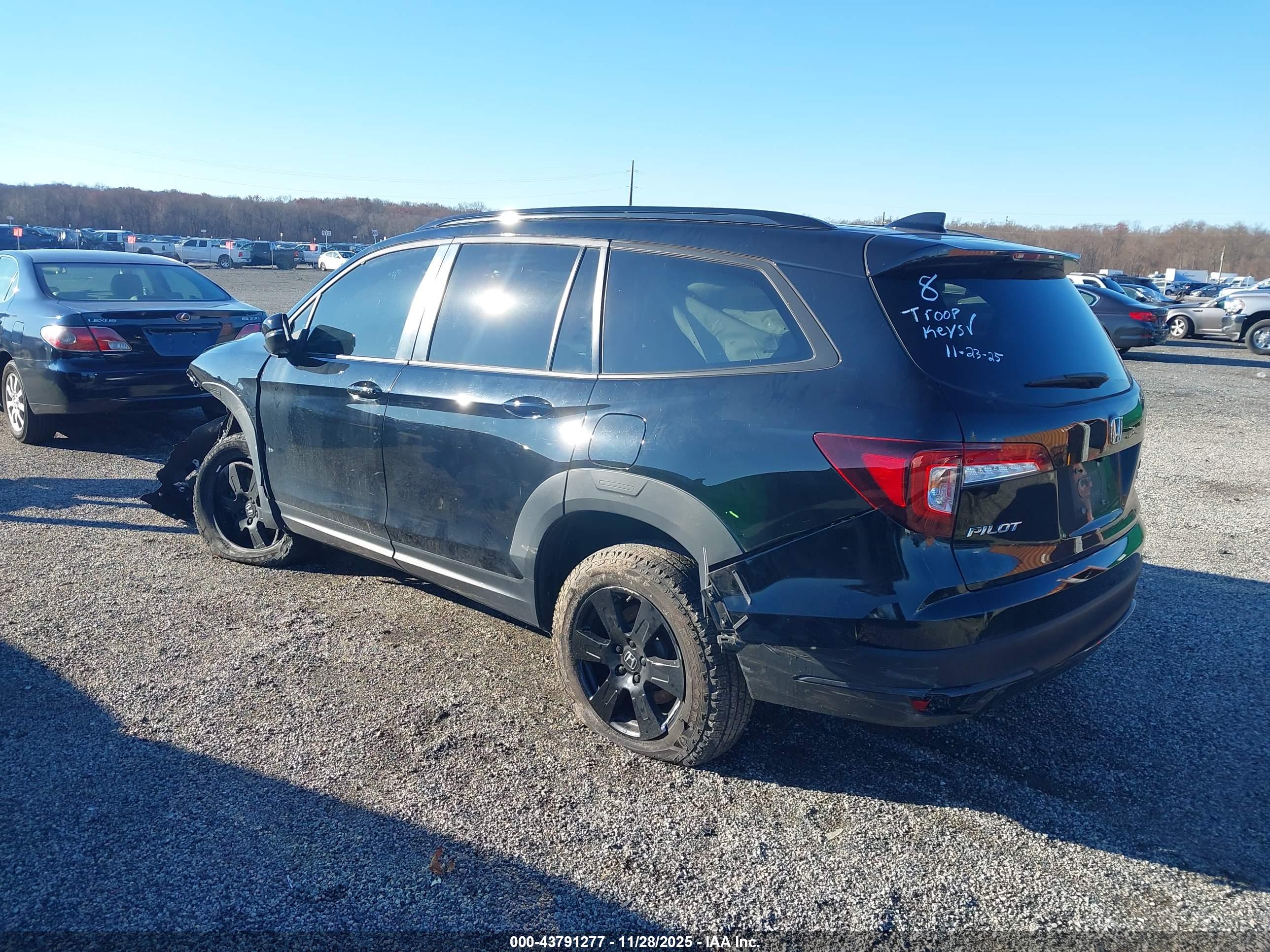 HONDA PILOT image 3