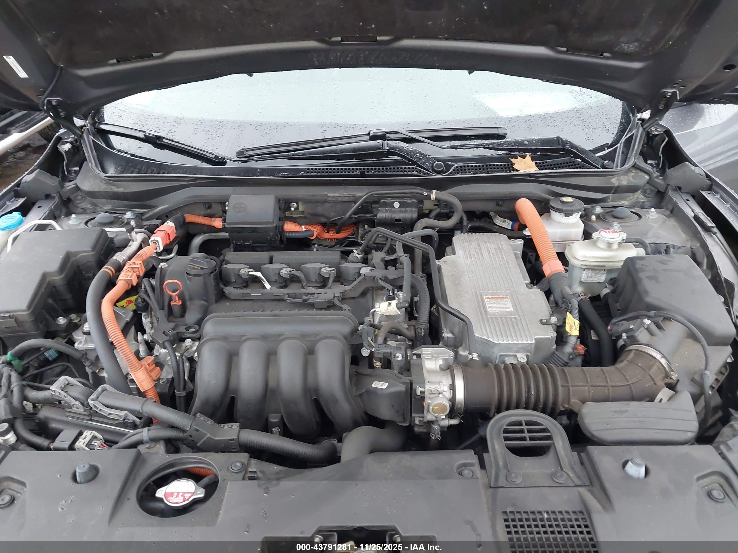 HONDA INSIGHT image 10