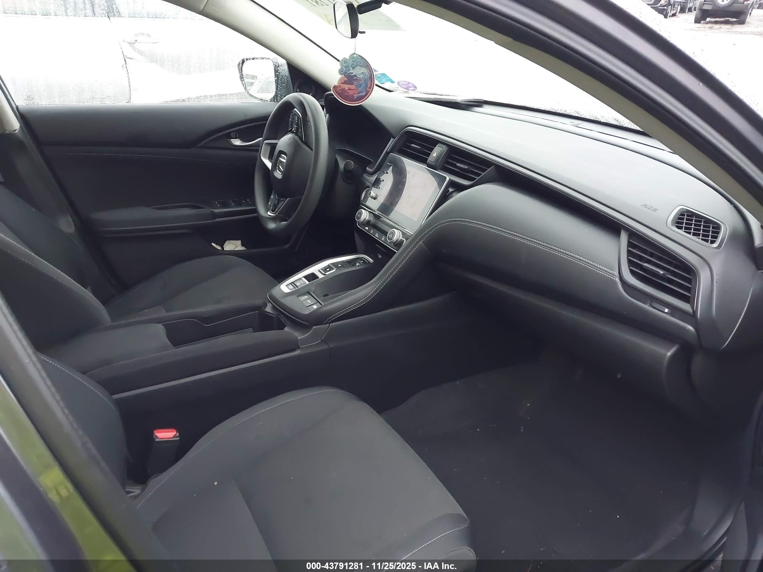 HONDA INSIGHT image 5