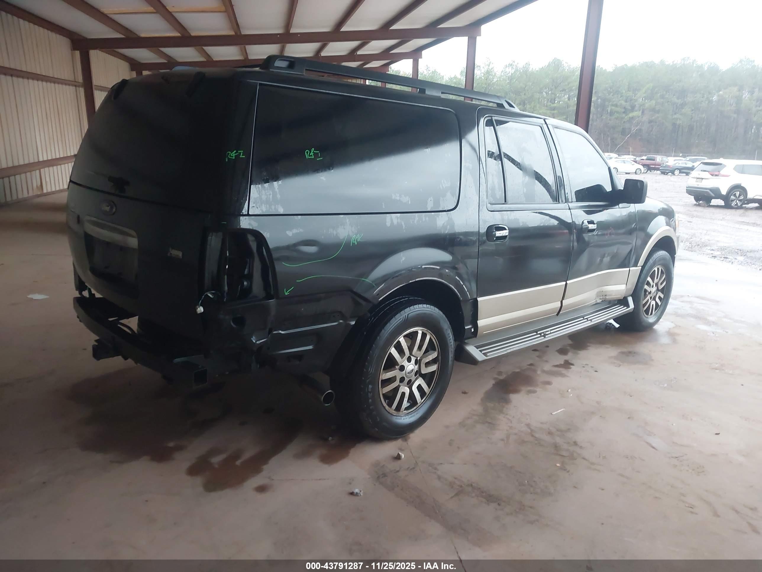 FORD EXPEDITION image 4