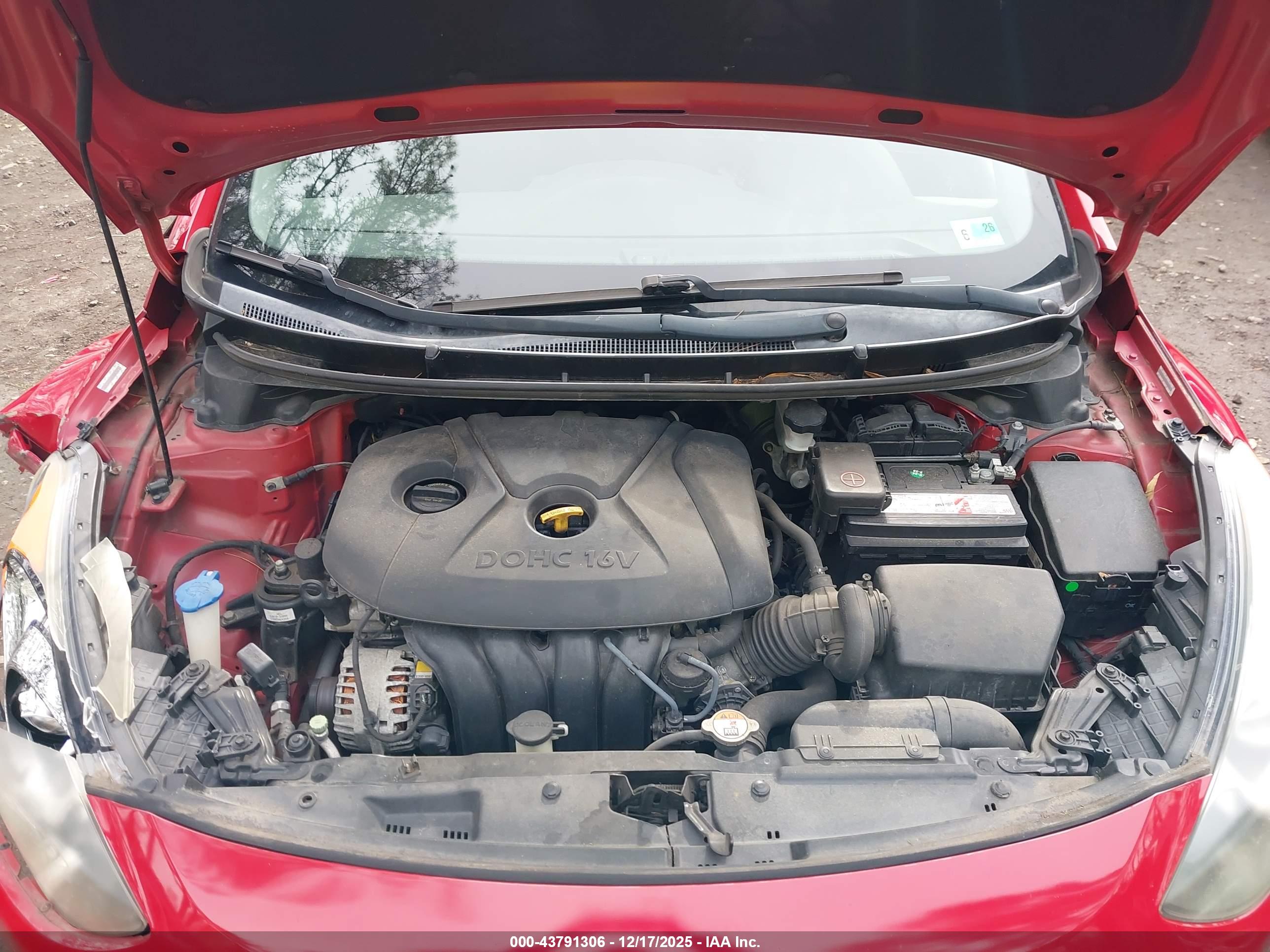 HYUNDAI ELANTRA image 10