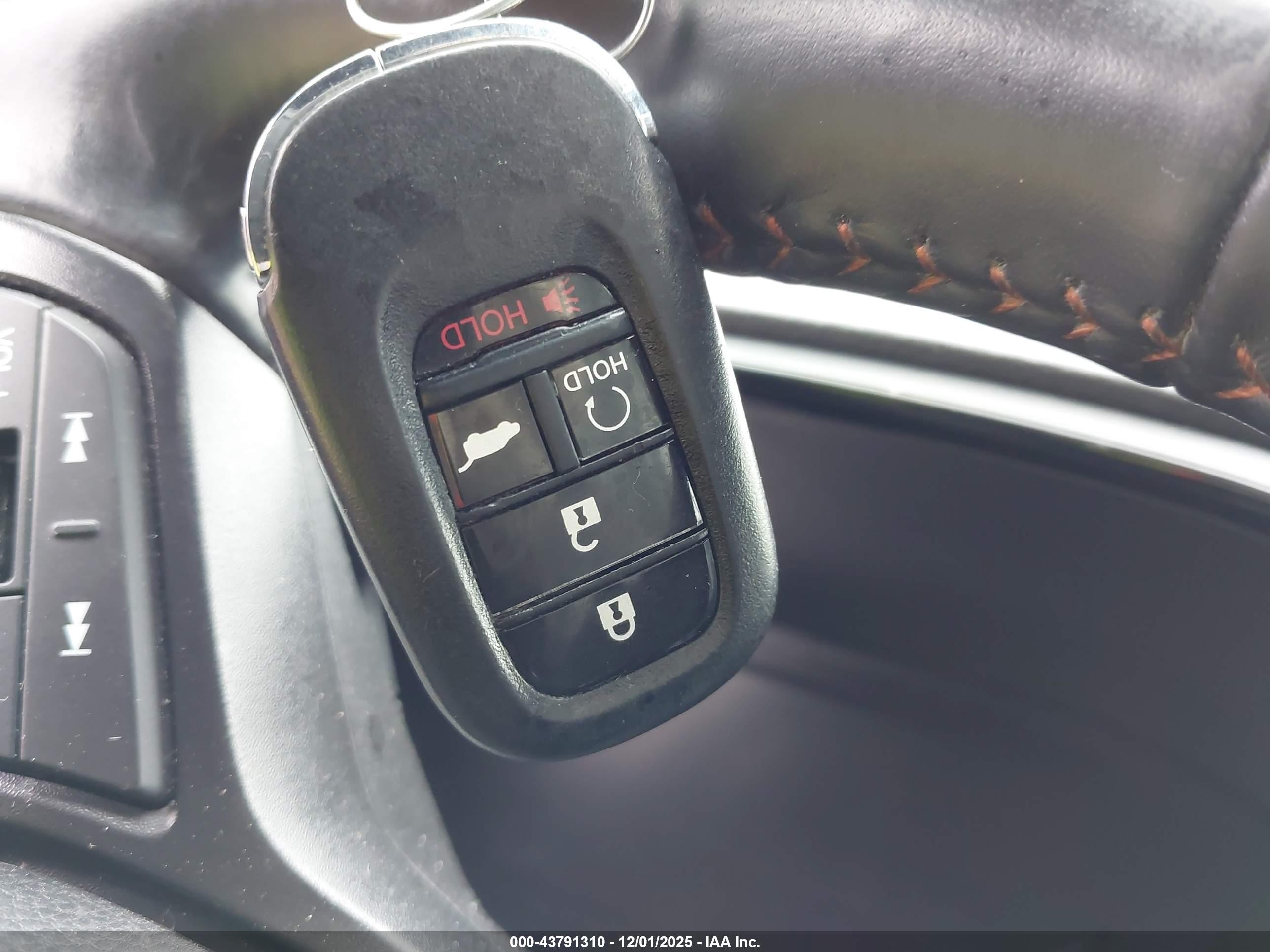 HONDA CR-V image 11
