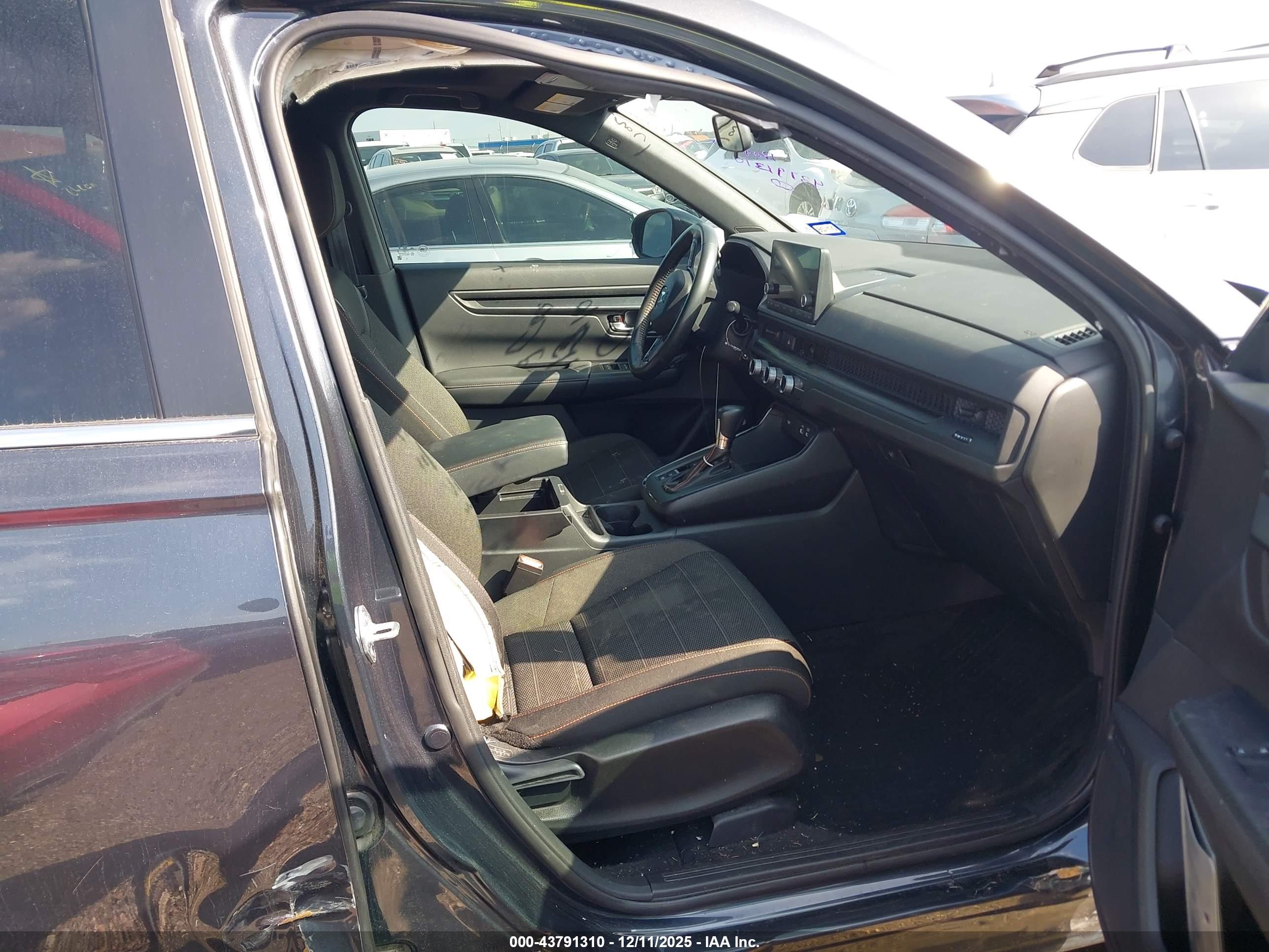 HONDA CR-V image 5