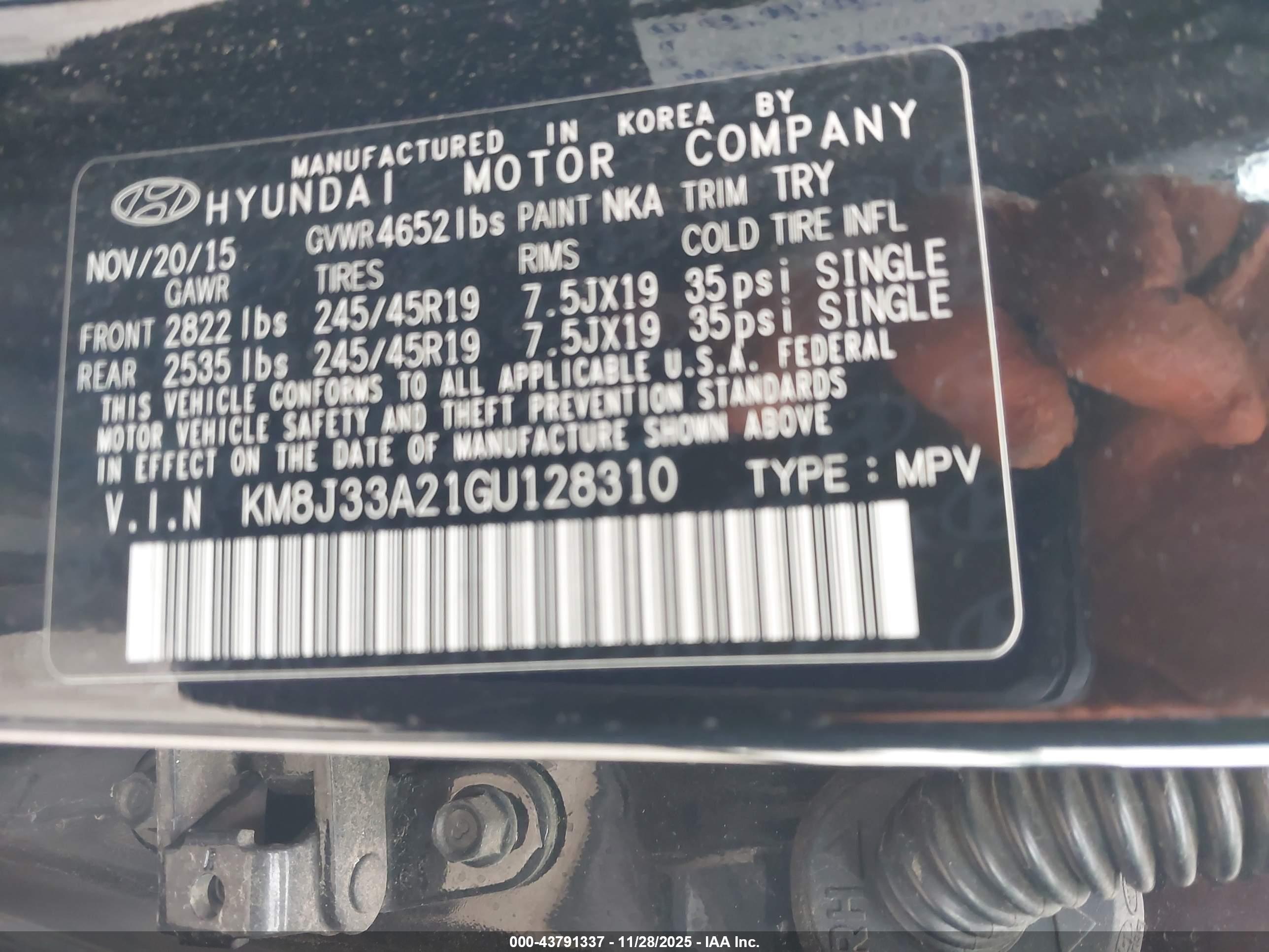 HYUNDAI TUCSON image 9
