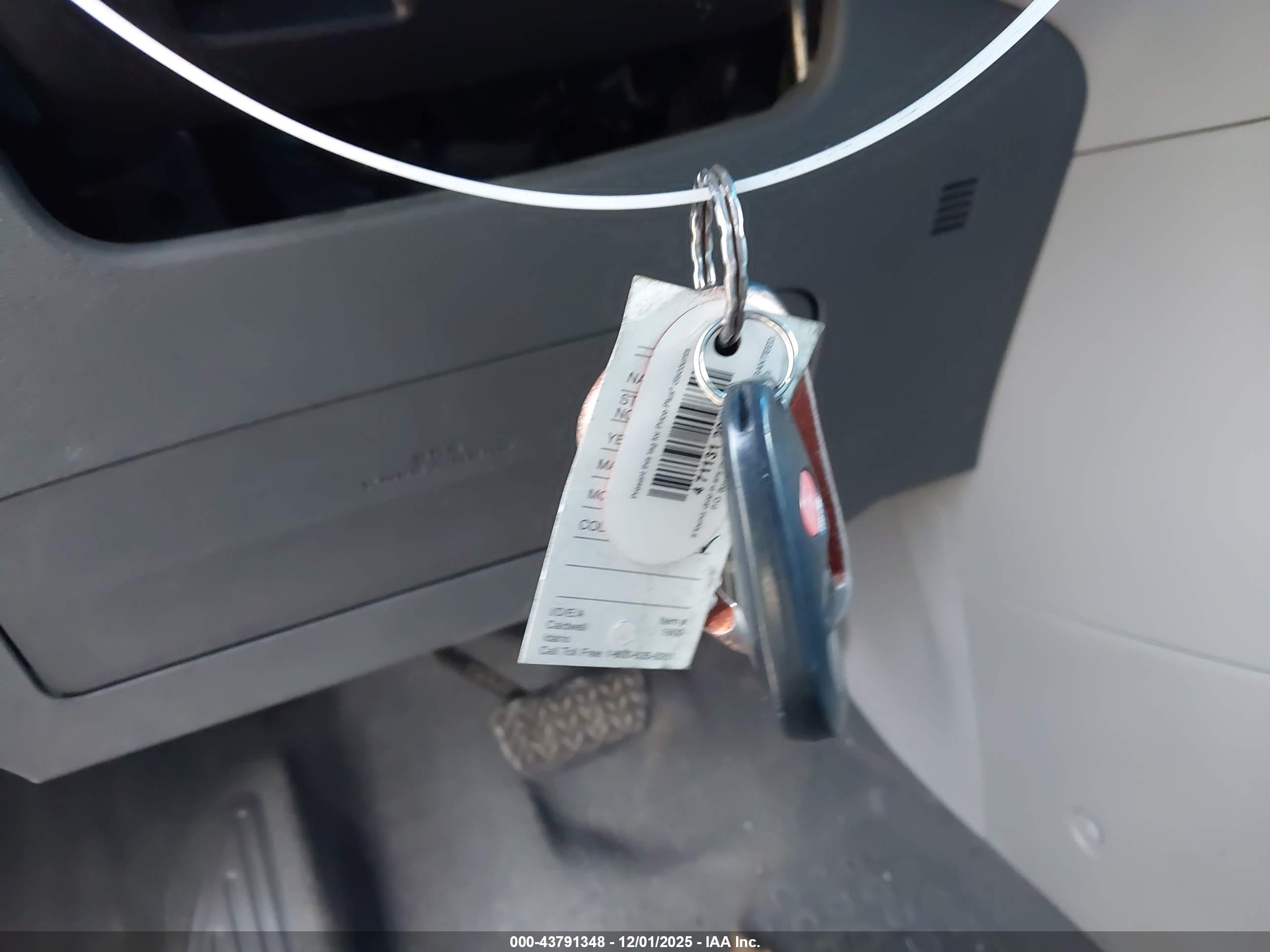 TOYOTA SIENNA image 11