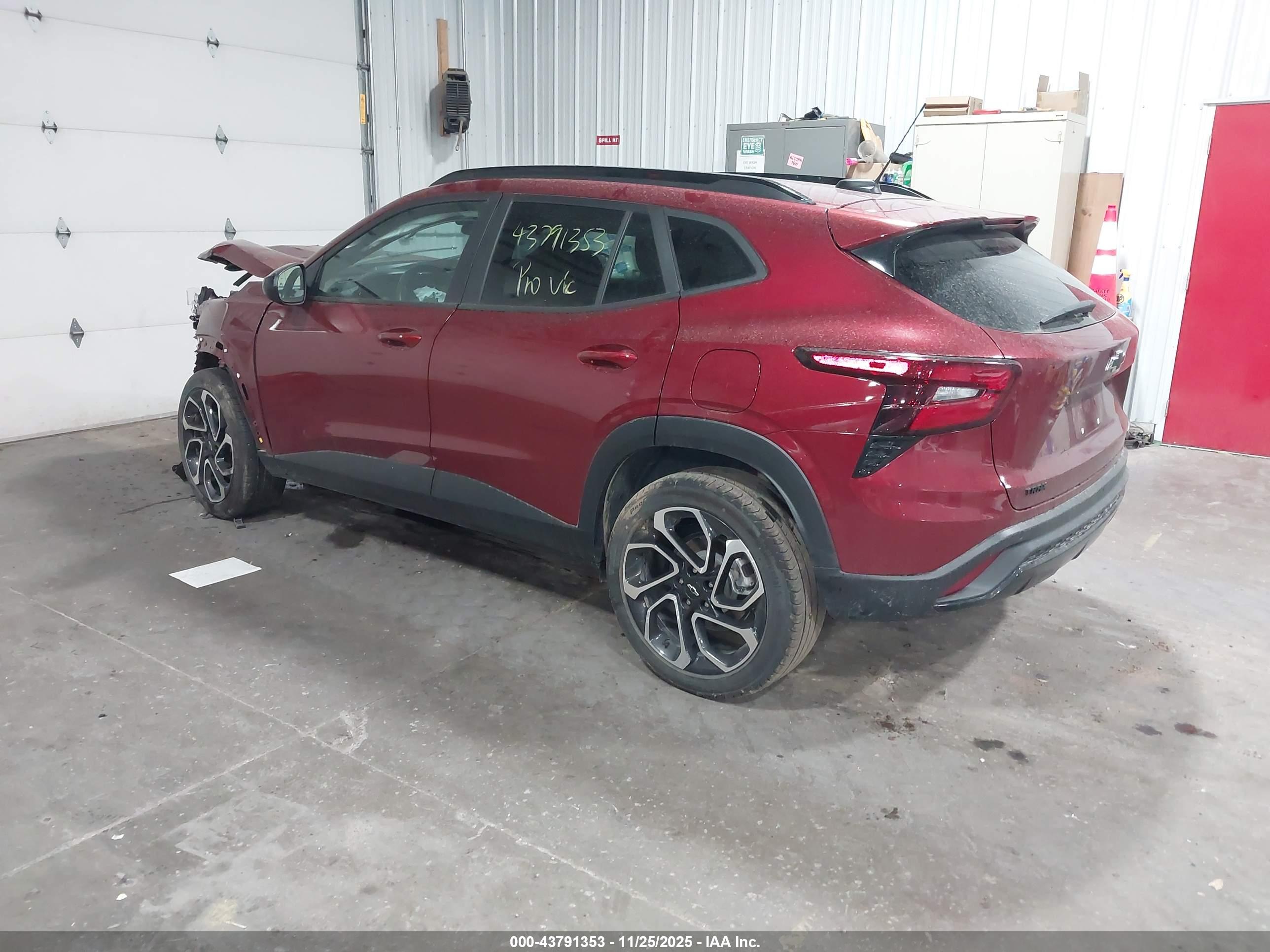 CHEVROLET TRAX image 3