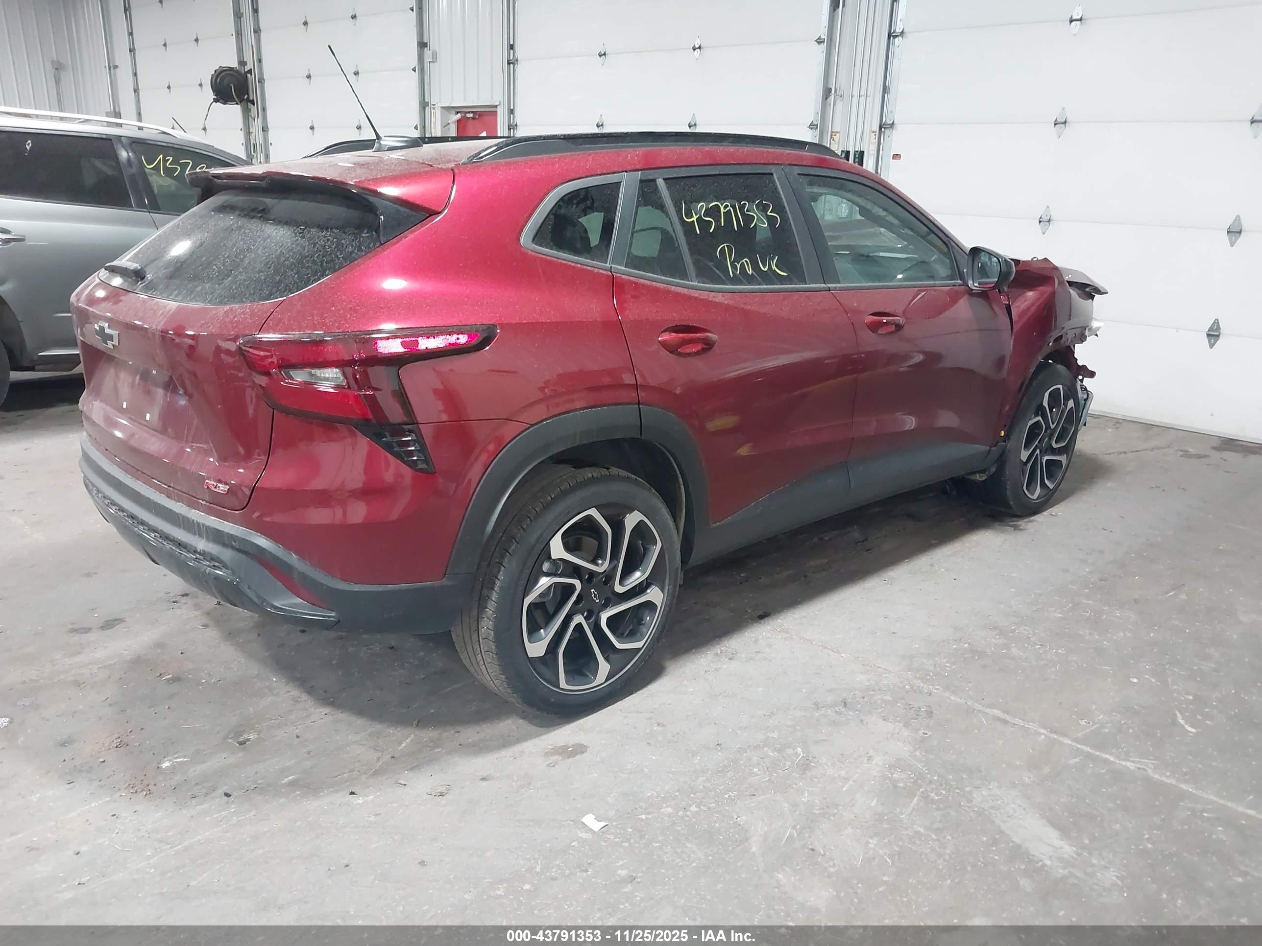 CHEVROLET TRAX image 4
