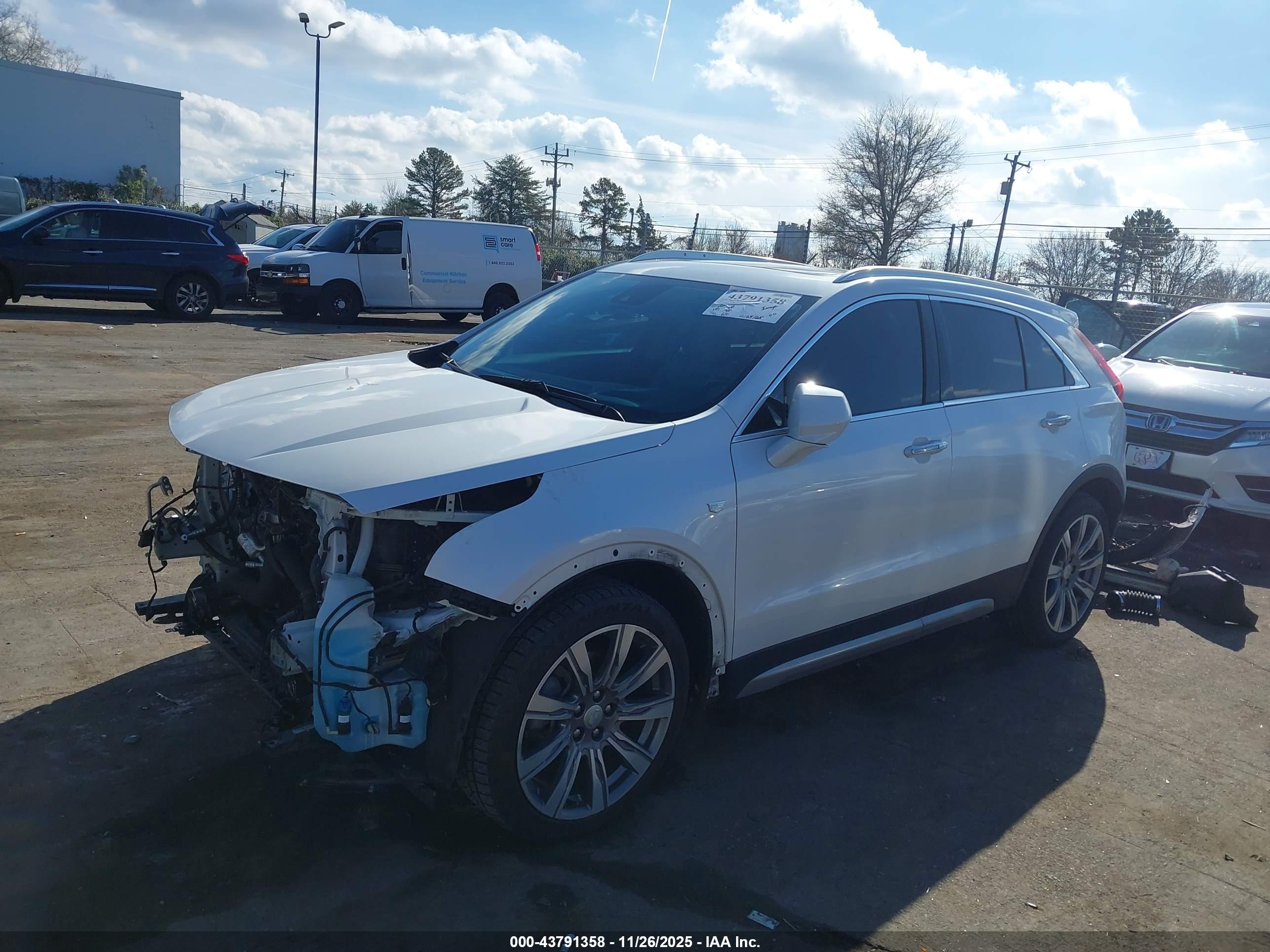 CADILLAC XT4 image 2
