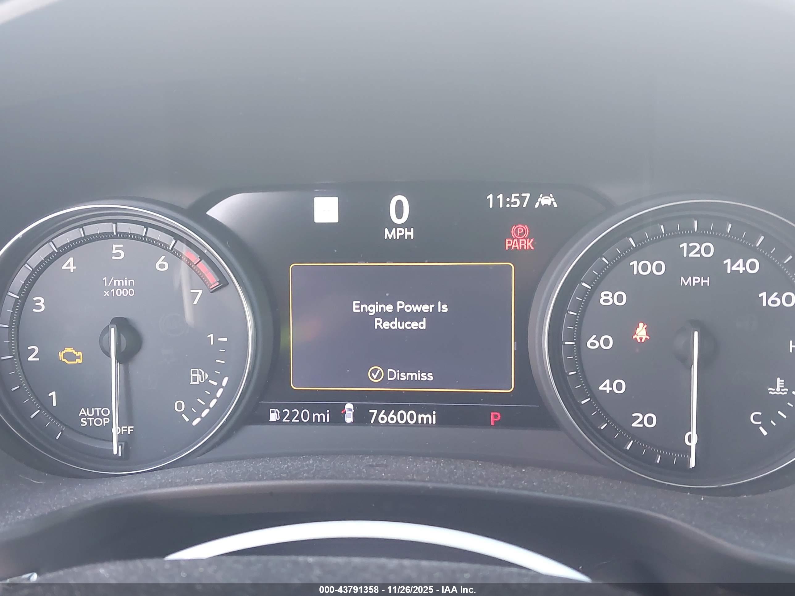 CADILLAC XT4 image 7