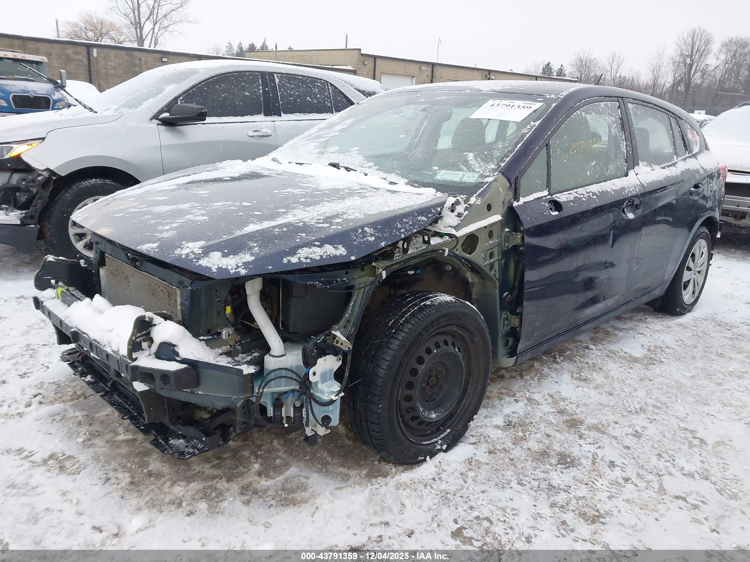 SUBARU IMPREZA image 2