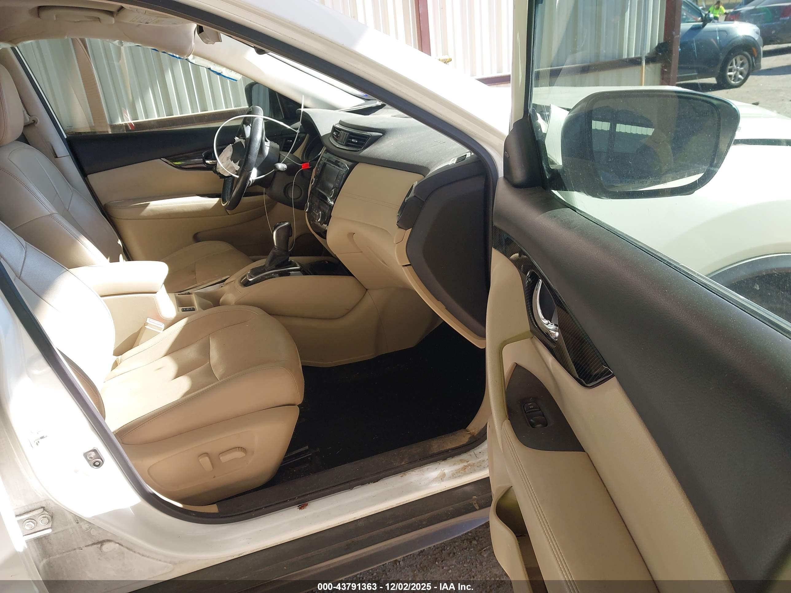 NISSAN ROGUE image 5