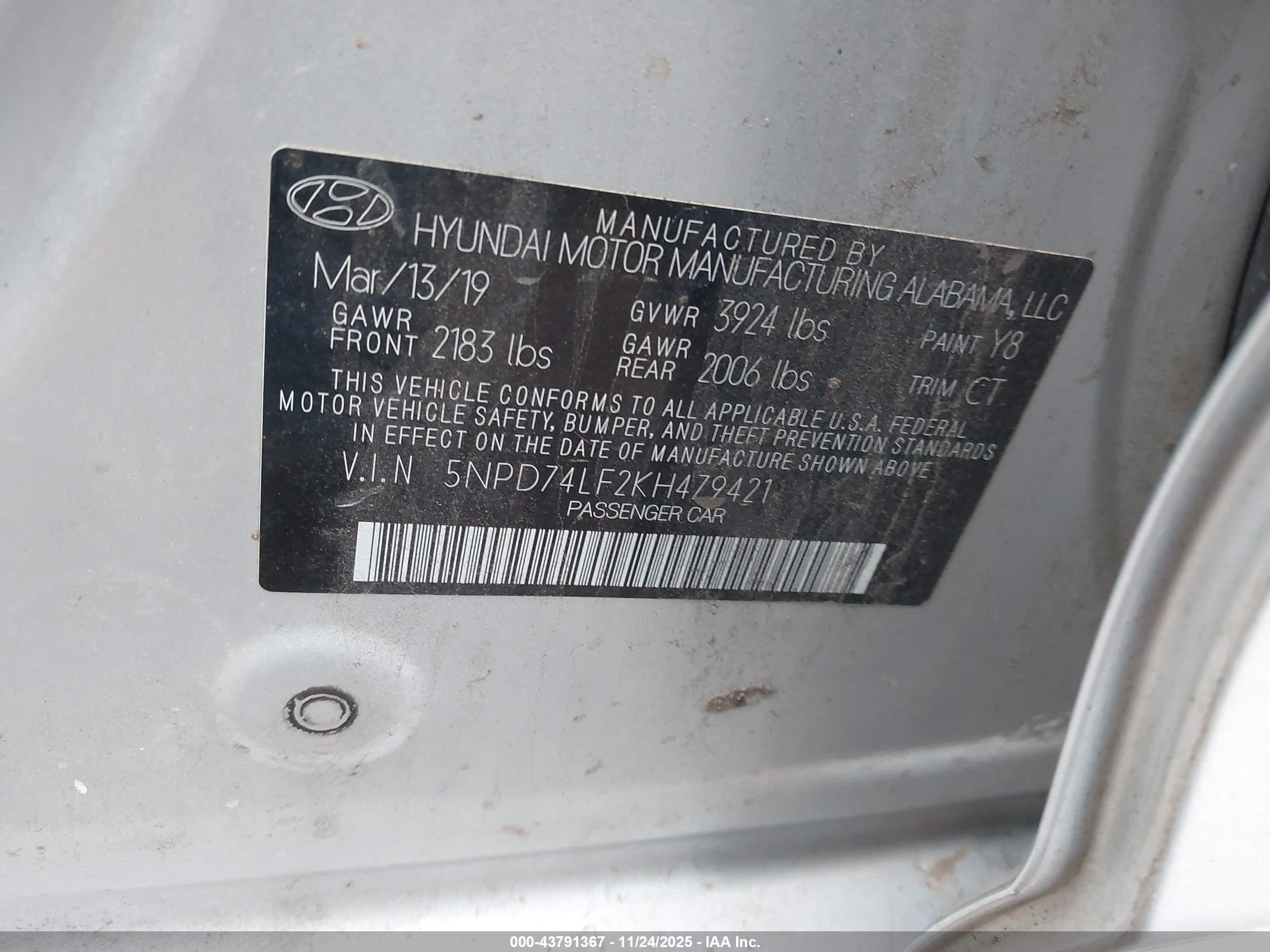 HYUNDAI ELANTRA image 9