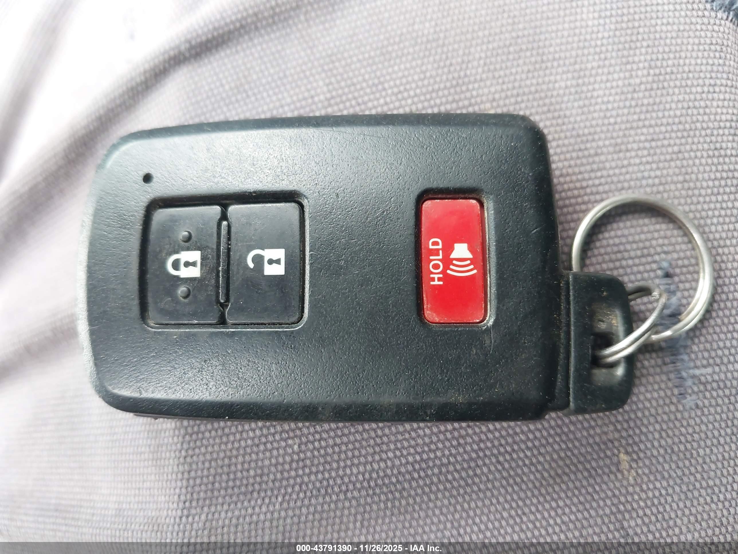 TOYOTA TACOMA image 11