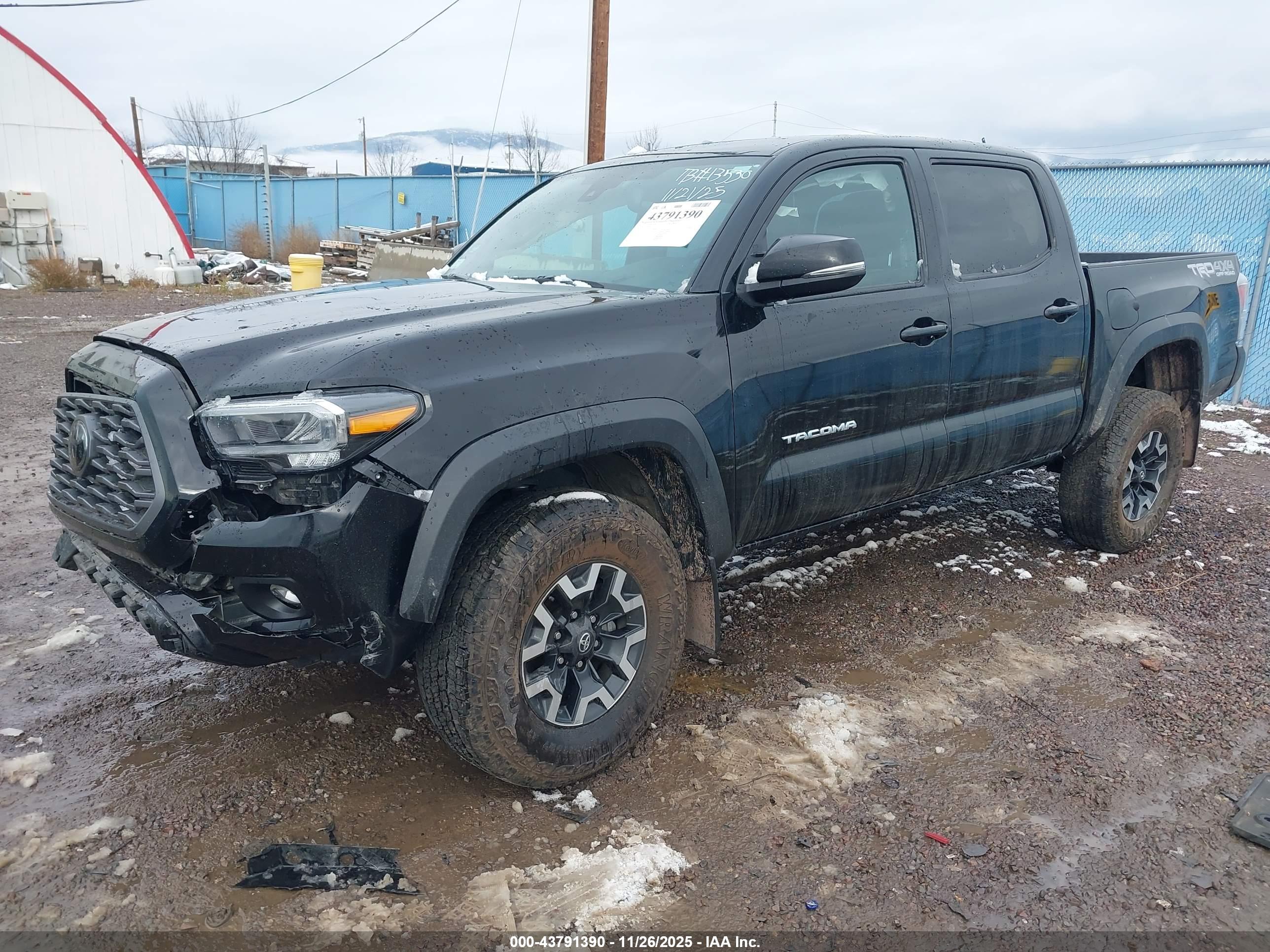 TOYOTA TACOMA image 2