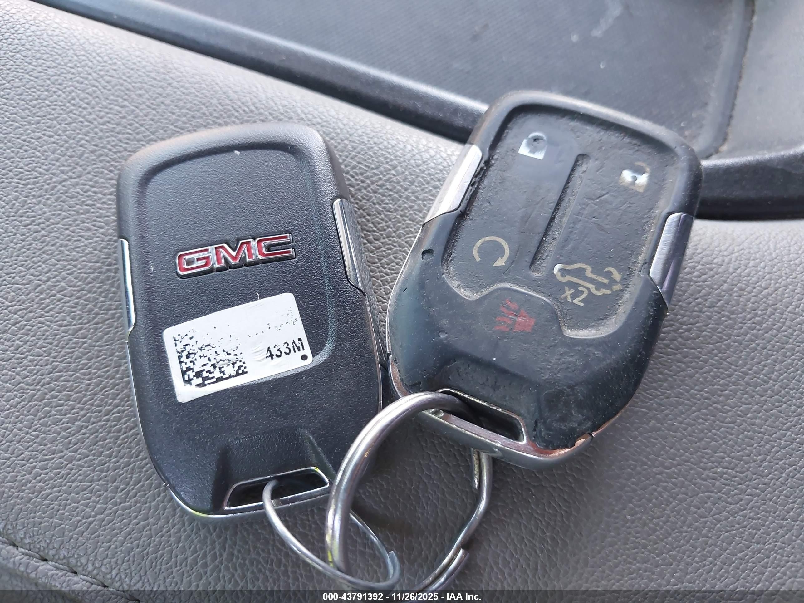 GMC SIERRA image 11