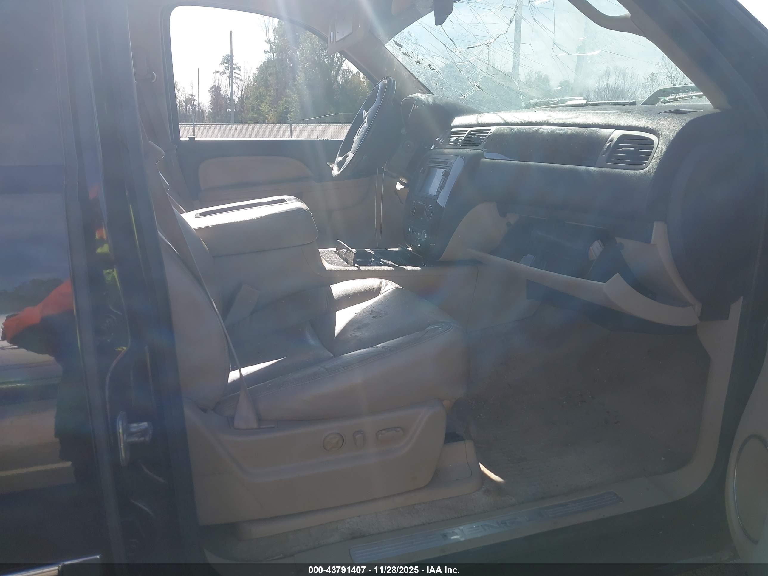 GMC SIERRA image 5
